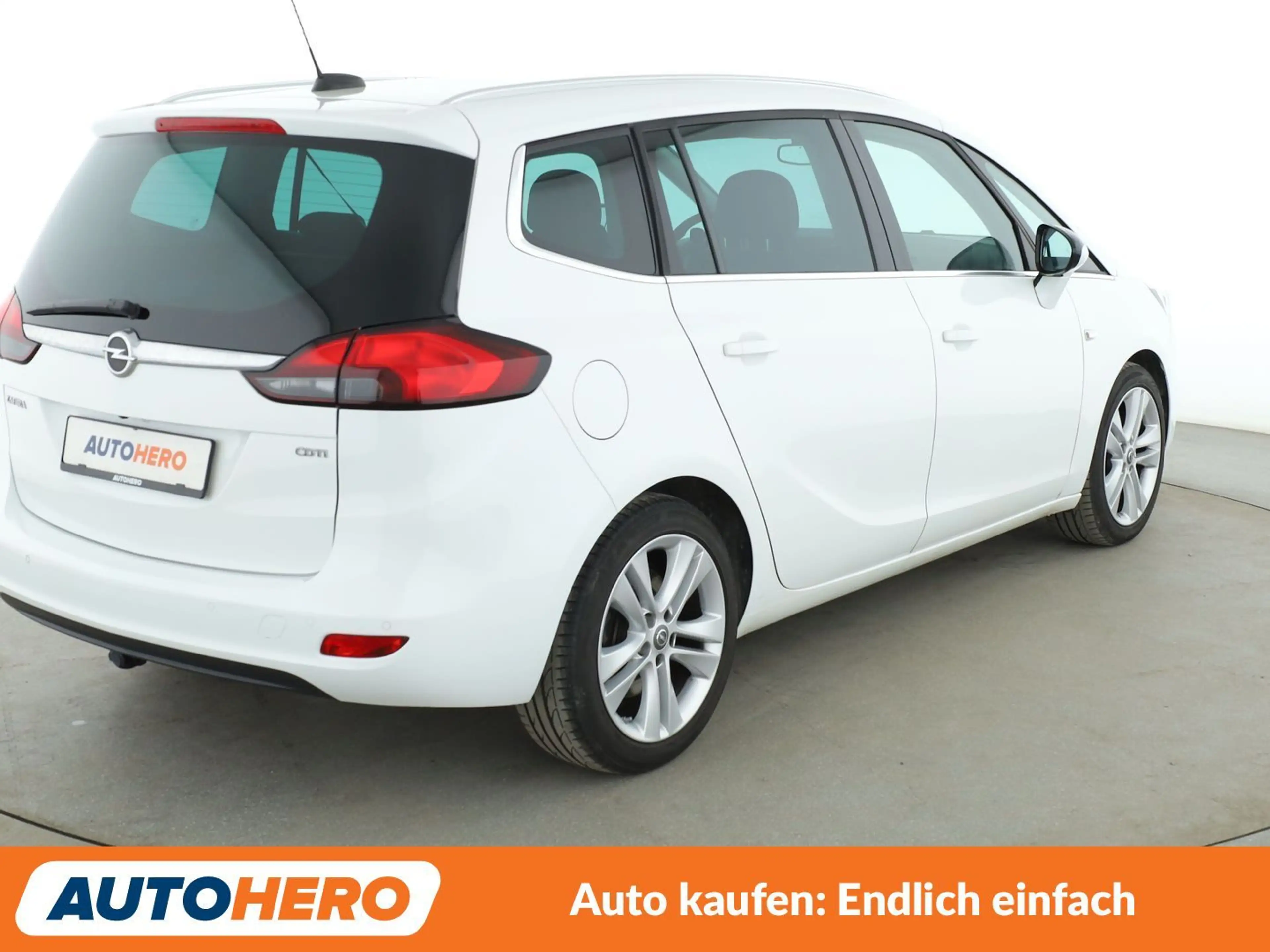 Opel Zafira Tourer 2.0 CDTI Innovation Aut*NAVI*LED*ACC*CAM*PDC*SHZ* — photo 6