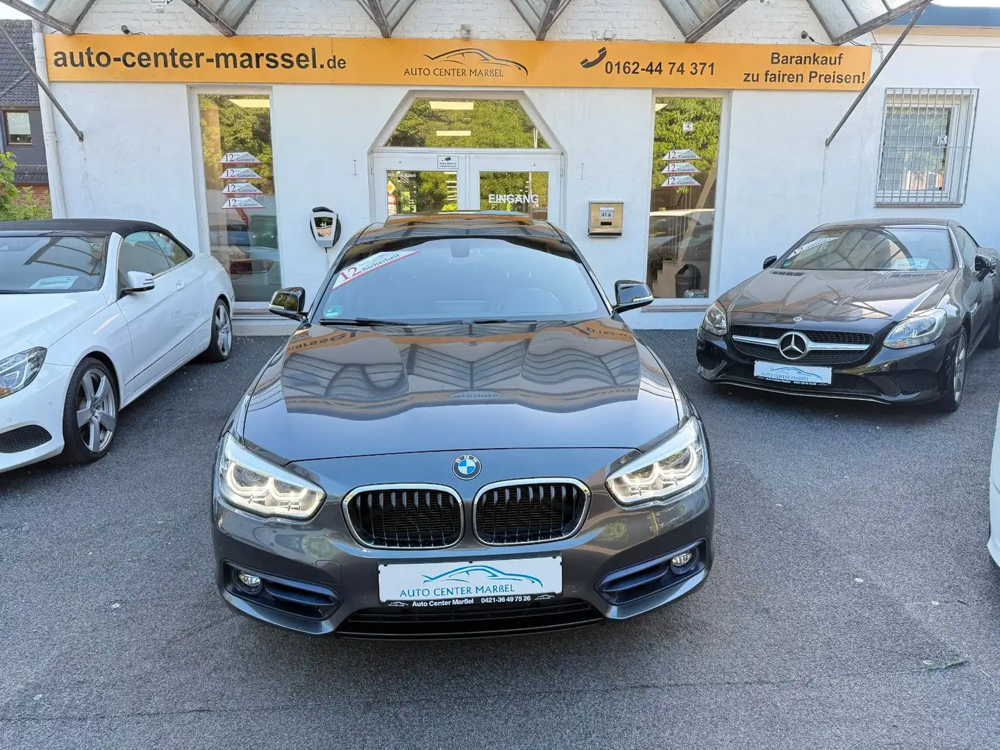 BMW 120 d Sport Line SCHIEBEDACH/NAVI/AMBIENTE/LED Сірий - 2