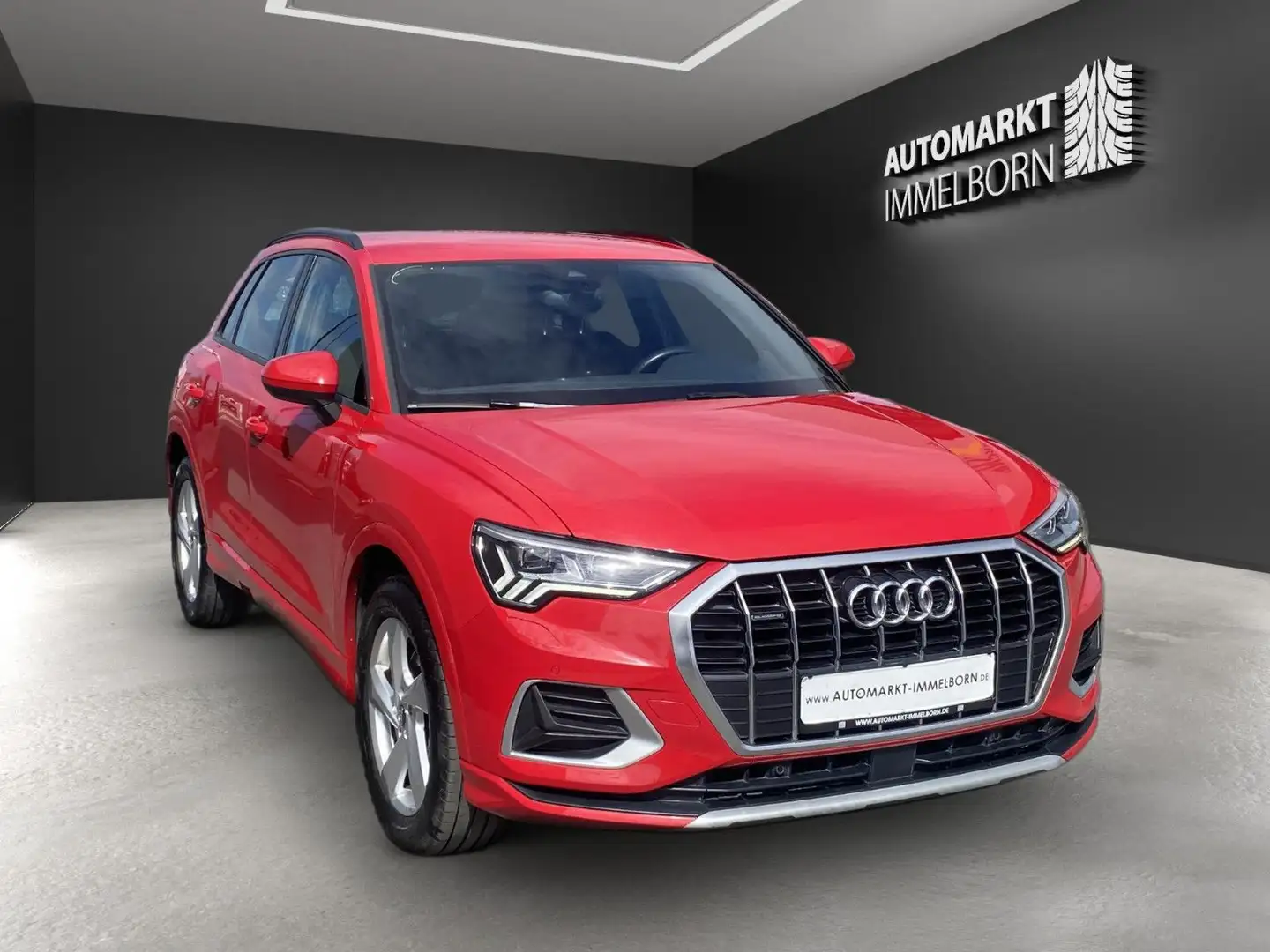 Audi Q3 40 qua advanced Matrix*Virtual*Kamera*ACC*AHK Rot - 2