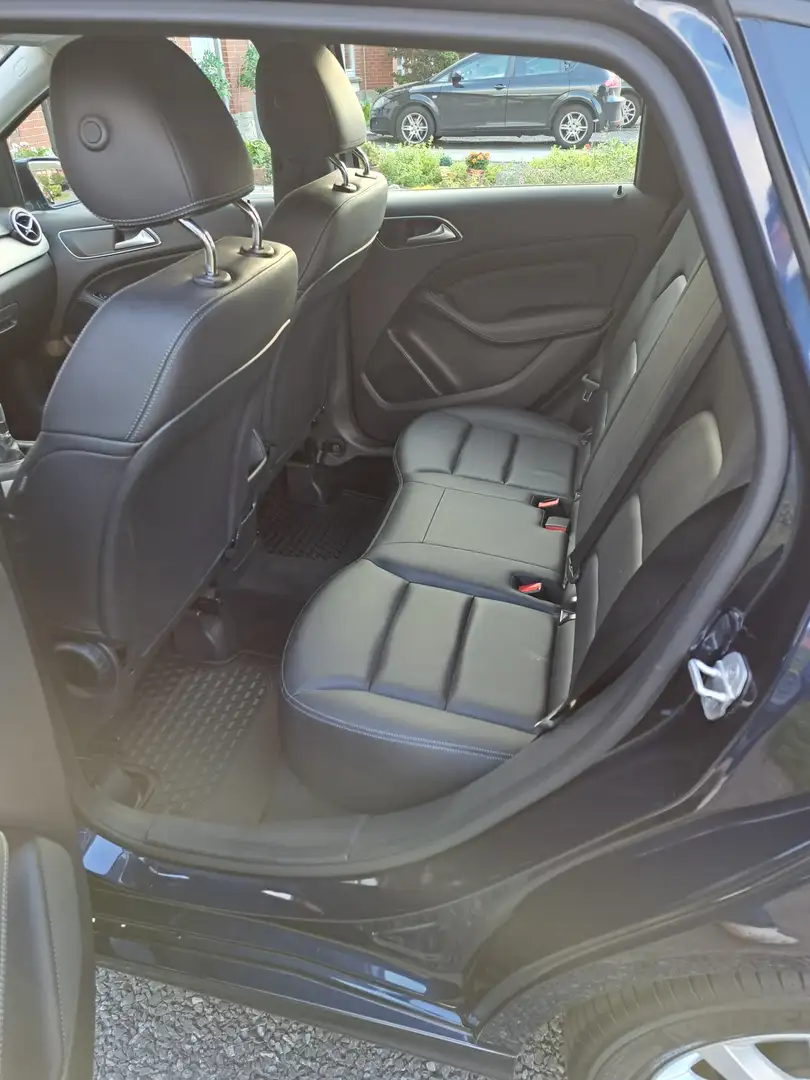 Mercedes-Benz B 200 B 200 d Blauw - 2