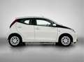 Toyota Aygo 1.0 VVT-i x-play limited | 1e Eigenaar | Dealer On Wit - thumbnail 12