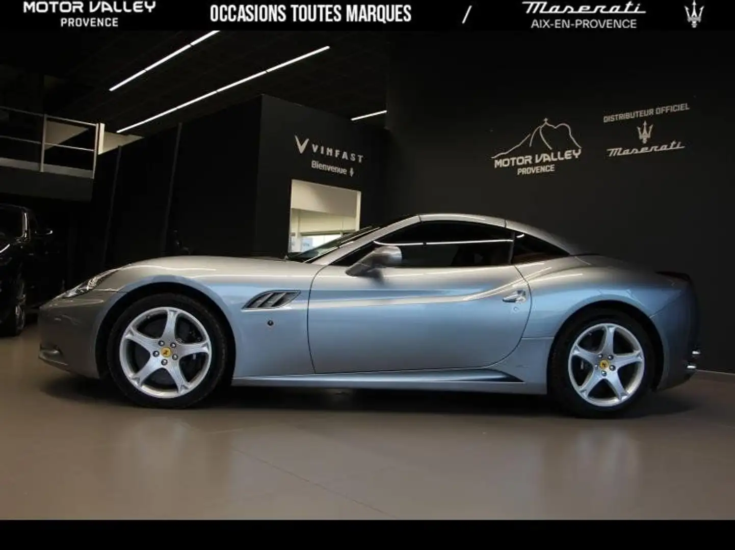 Ferrari California V8 4.3 Grau - 2