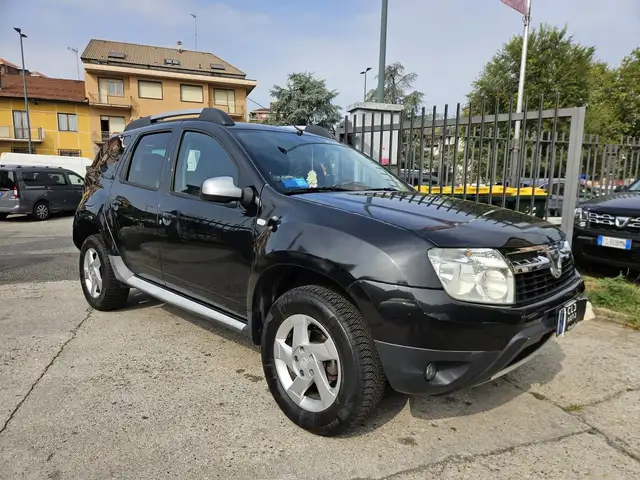 Dacia Duster view 3