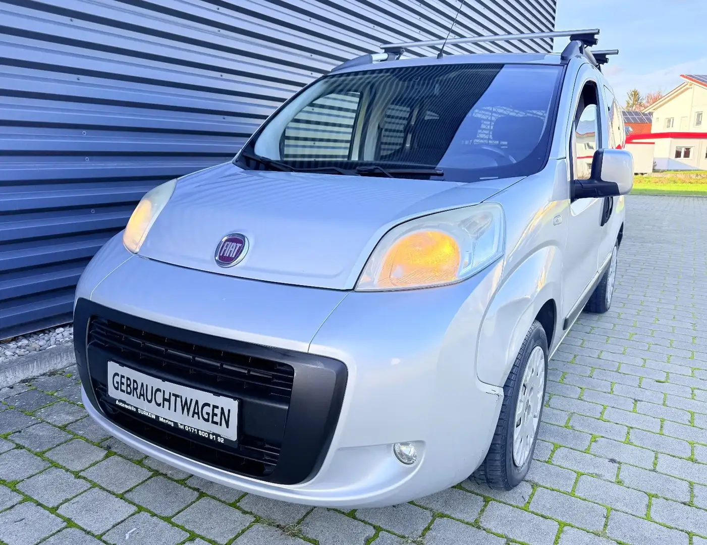 Fiat Qubo 1.4 Dynamic 5-türig/5-Sitze/Euro5/TÜV:11/27 Silber - 1