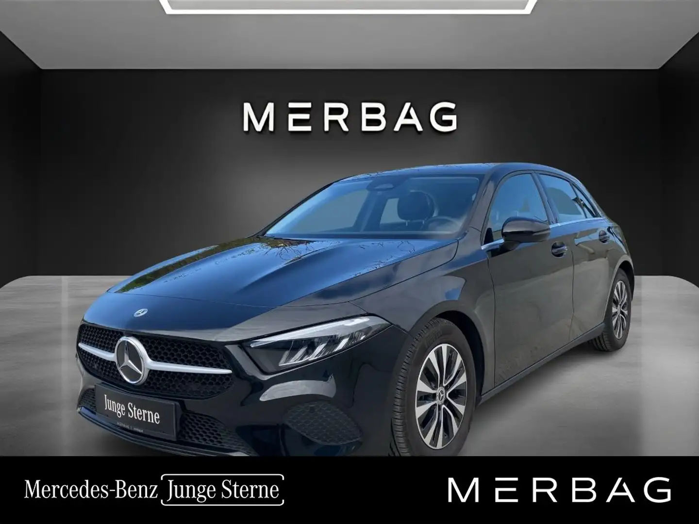 Mercedes-Benz A 200 d Facelift Ö-Edition Advanced-Paket Negro - 1