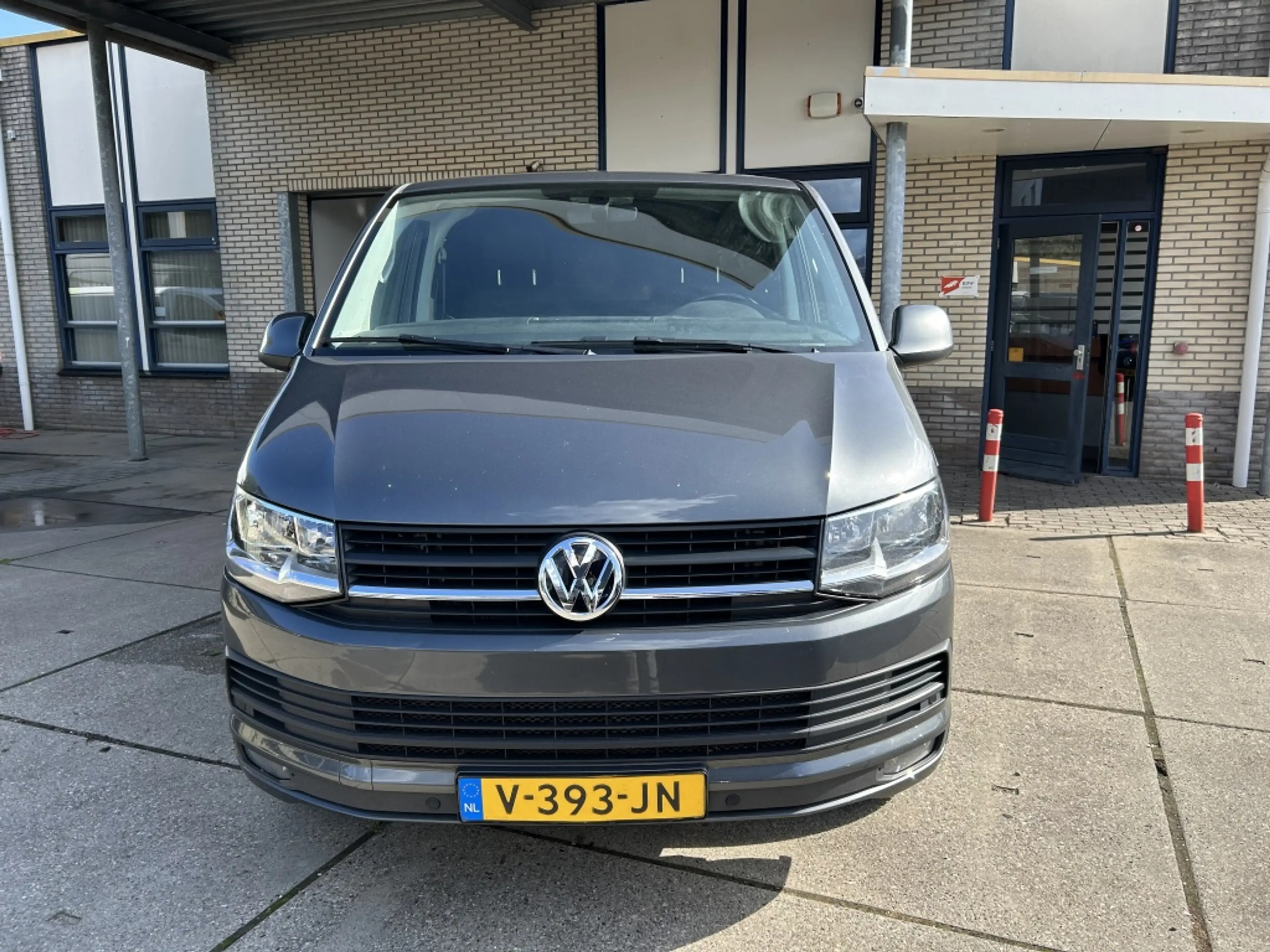 Volkswagen Transporter 2.0 TDI L2H1 204 PK DSG AUT 4 MOTION — photo 2