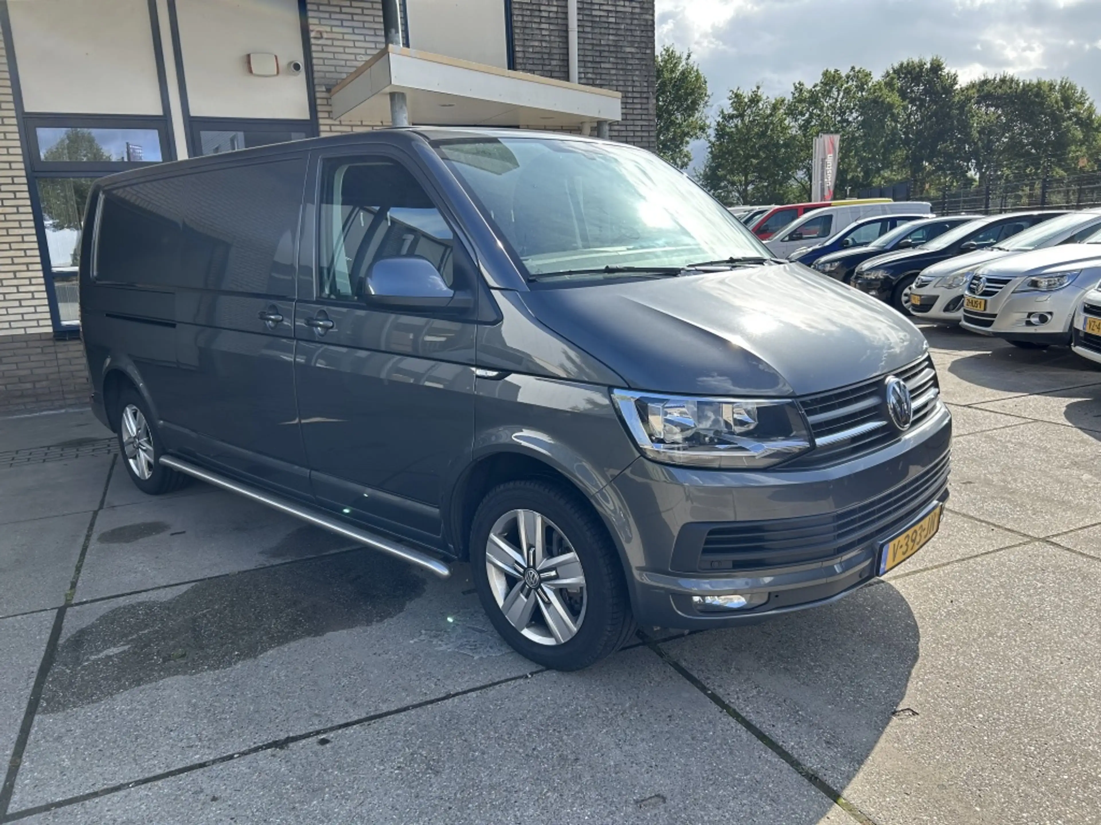Volkswagen Transporter 2.0 TDI L2H1 204 PK DSG AUT 4 MOTION — photo 3
