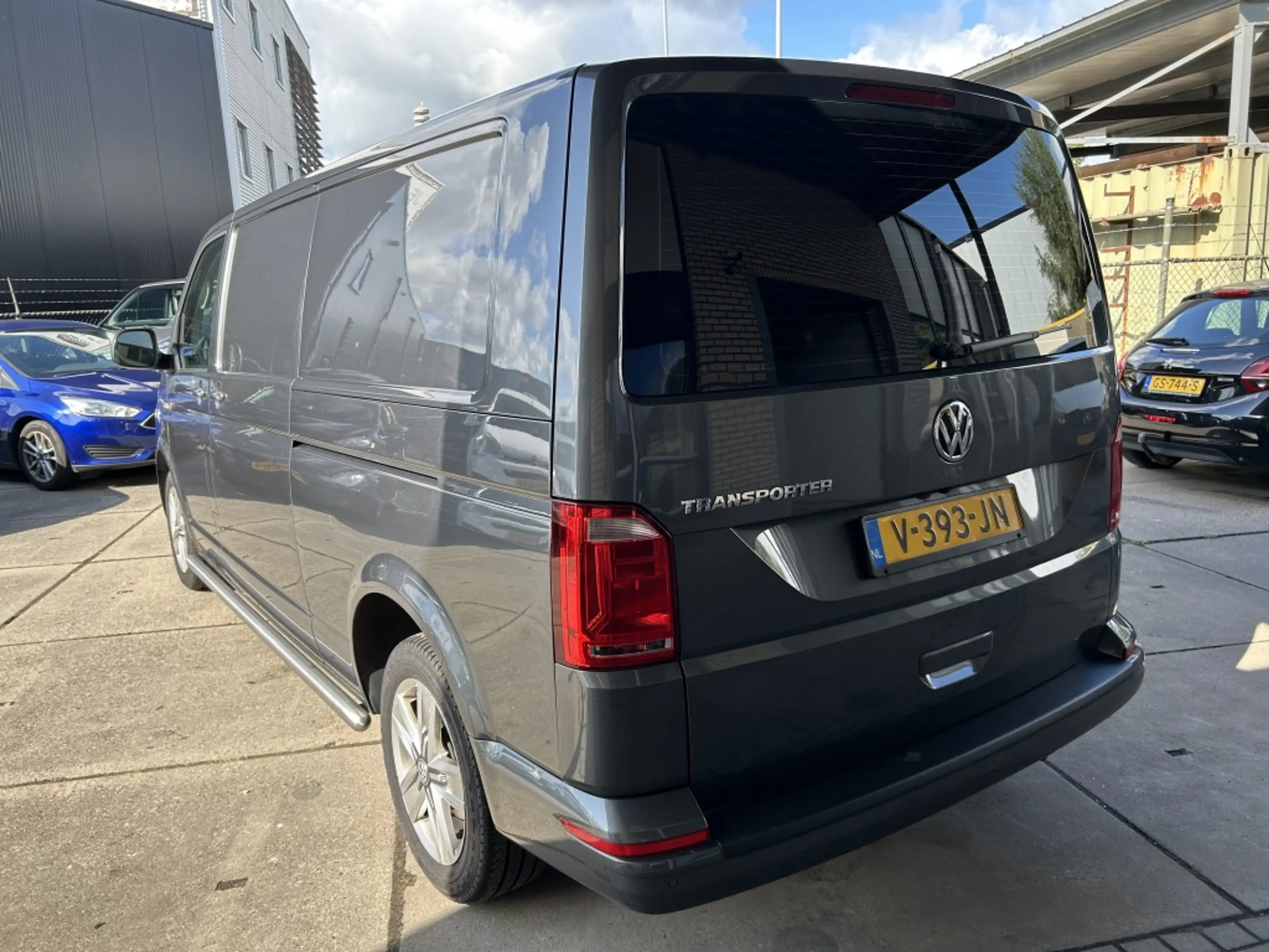 Volkswagen Transporter 2.0 TDI L2H1 204 PK DSG AUT 4 MOTION — photo 7