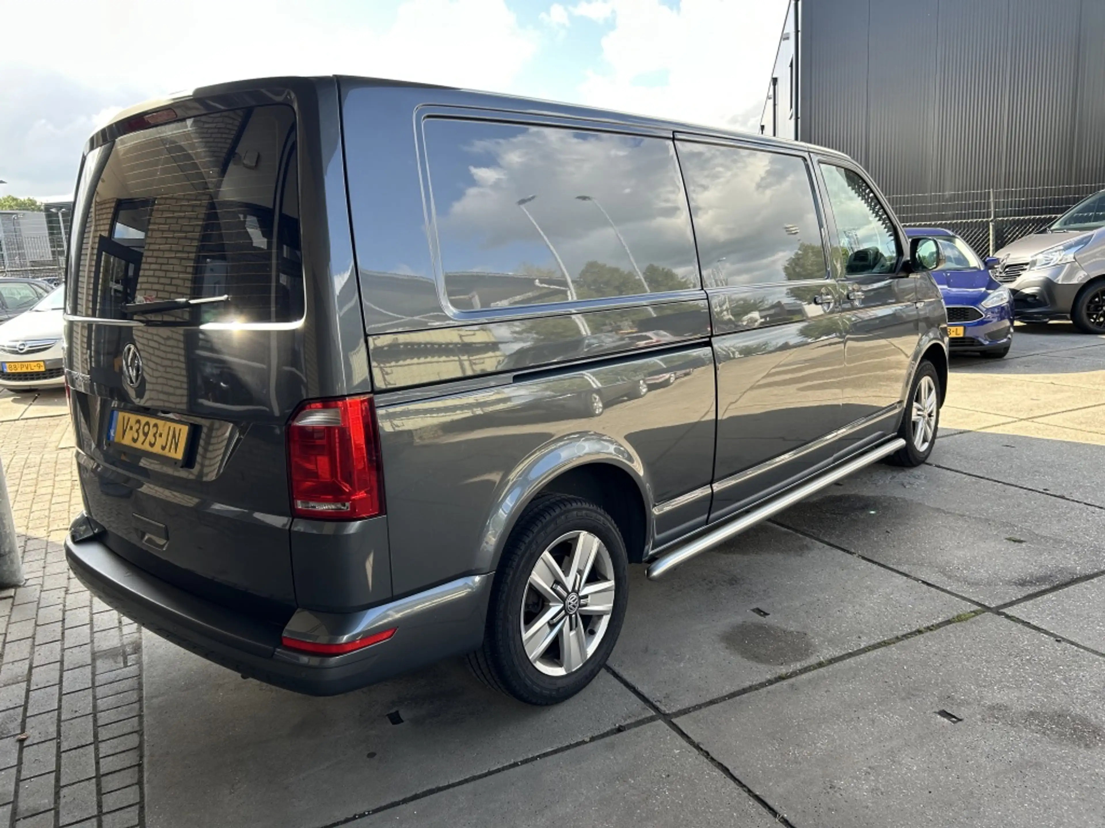 Volkswagen Transporter 2.0 TDI L2H1 204 PK DSG AUT 4 MOTION — photo 5