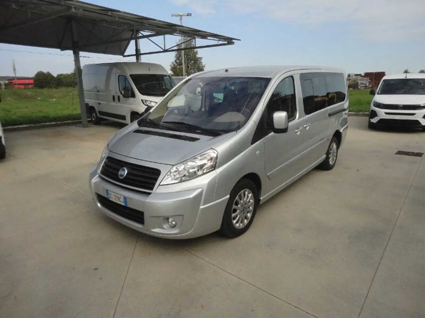 Fiat Scudo Scudo 2.0 MJT/136 DPF PL Combi 8 posti (M1) Argento - 2