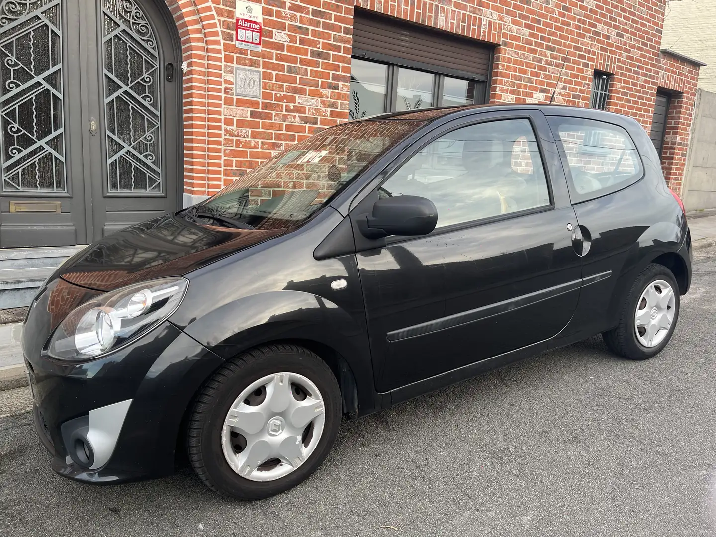Renault Twingo 1.5 dCi Initiale - 1