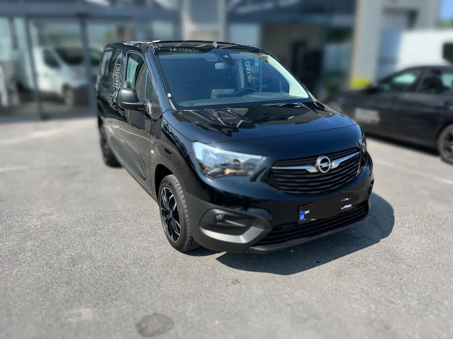 Opel Combo Combo Cargo 1.5 D EHZ Autm. Noir - 1