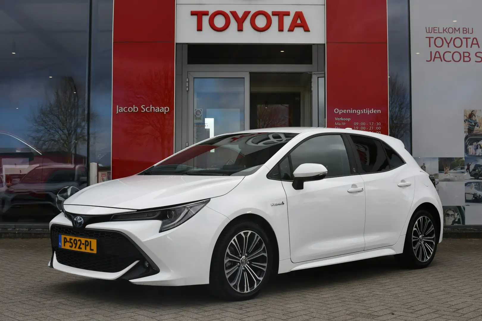 Toyota Corolla 1.8 Hybrid Style Limited Automaat 122pk | Stoel- & Wit - 1