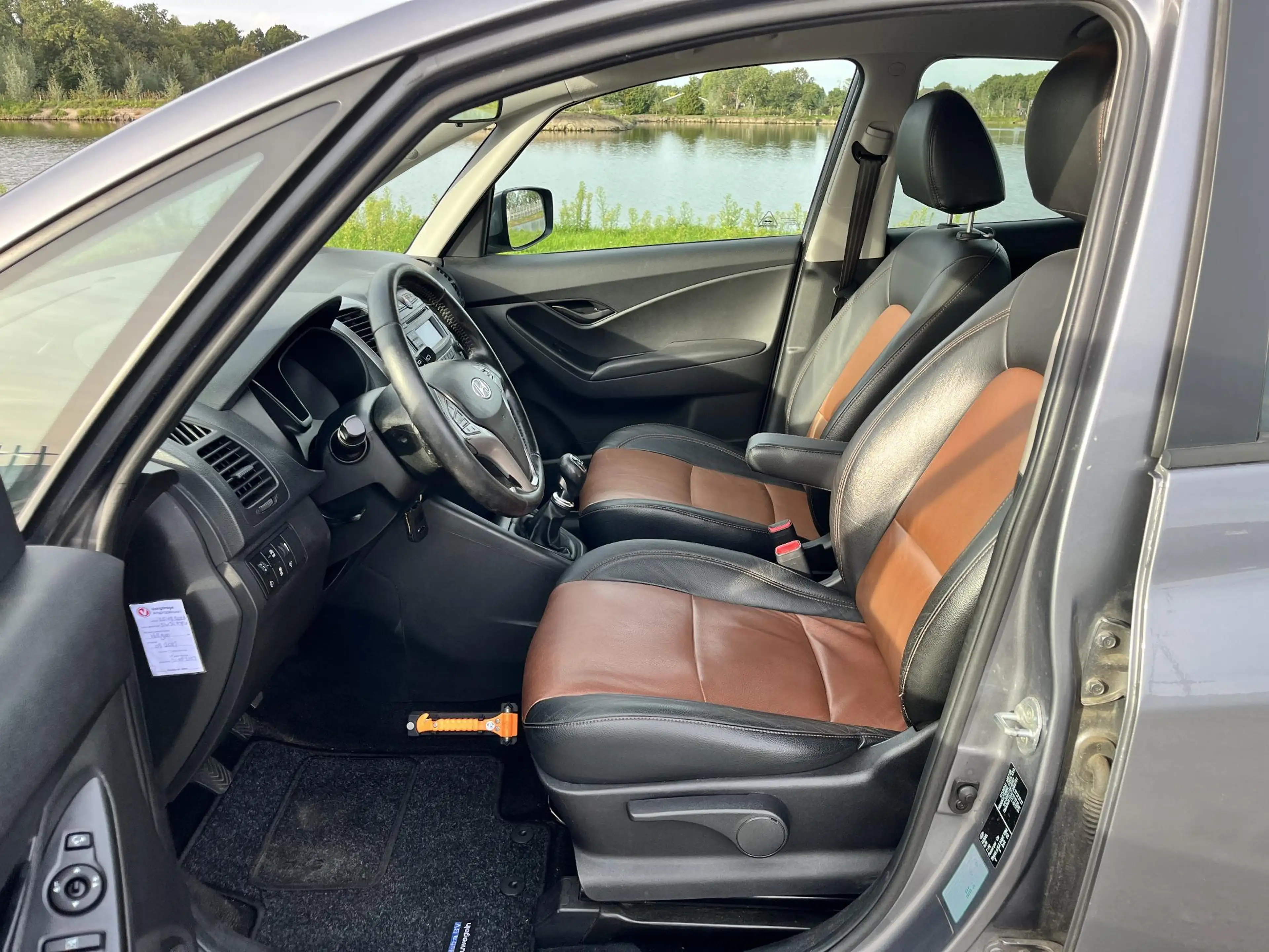 Hyundai iX20 1.6i i-Vision Clima, cruise, leder, trekhaak — photo 12