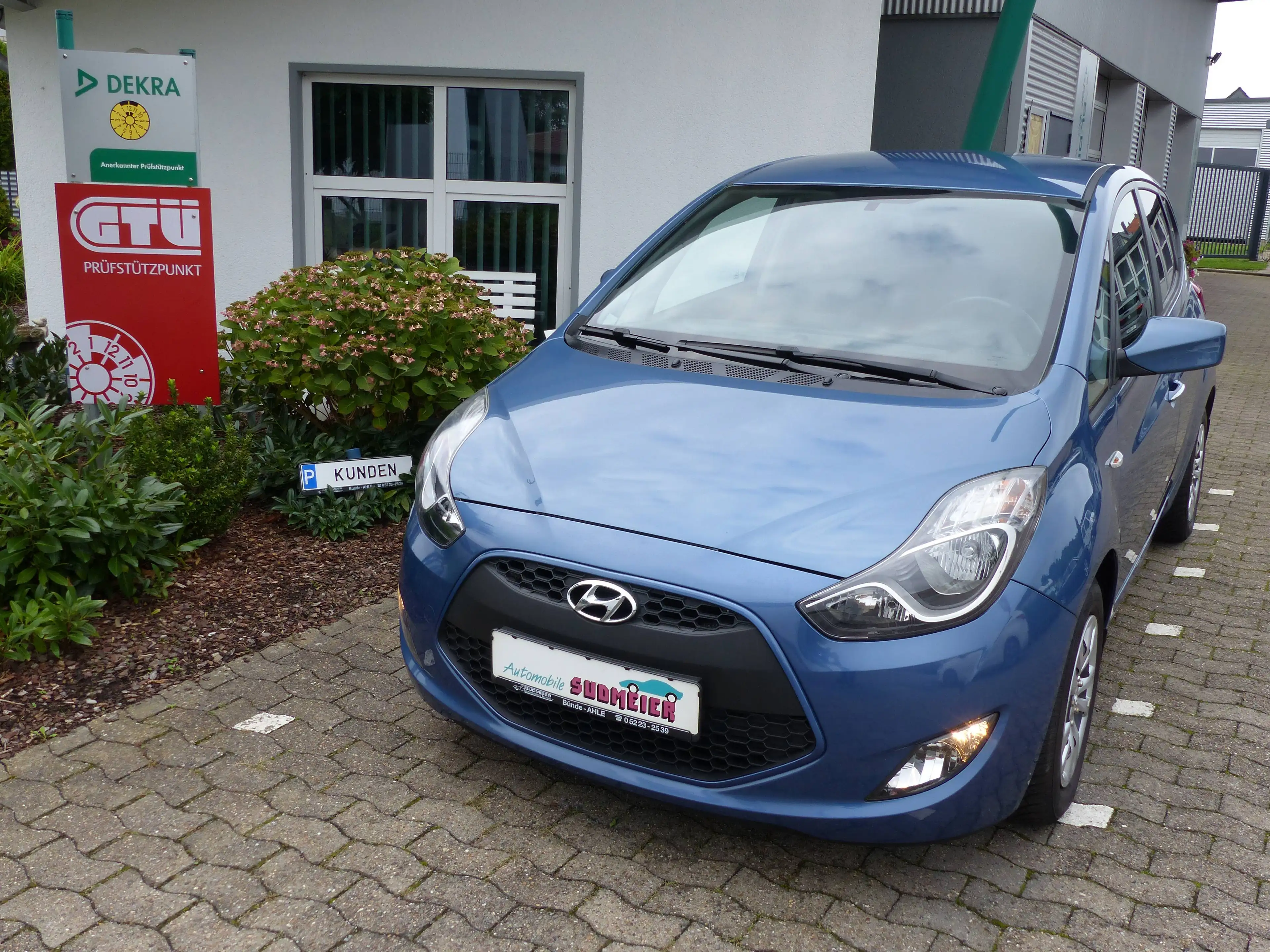 Hyundai iX20 Klimaanlage, elektrische Fensterheber, elektrische Außenspiegel, Metallic — photo 2