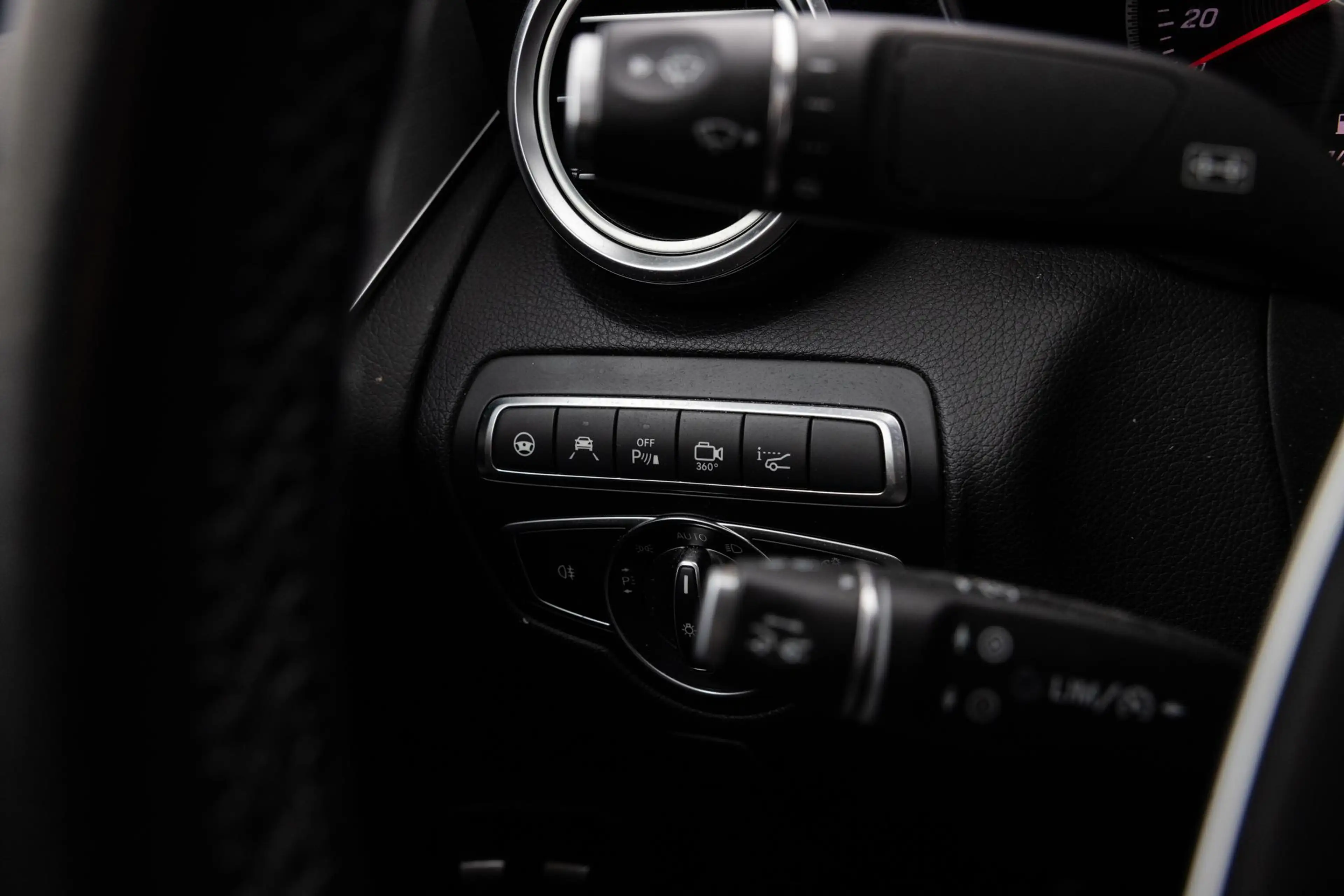 Mercedes-Benz GLC 250 Coupé 4MATIC Business vol! — photo 14