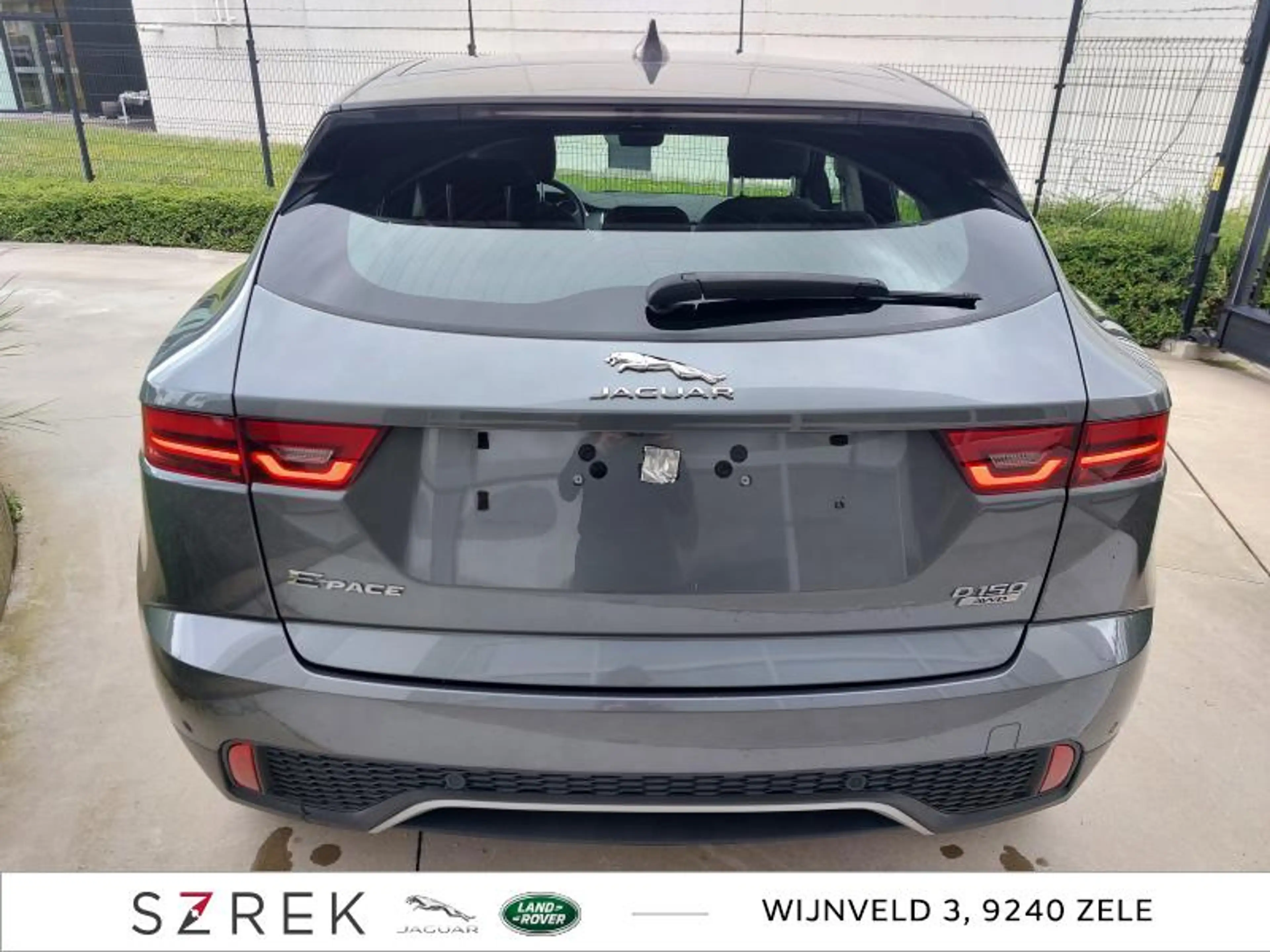 Jaguar E-Pace D150 — photo 11