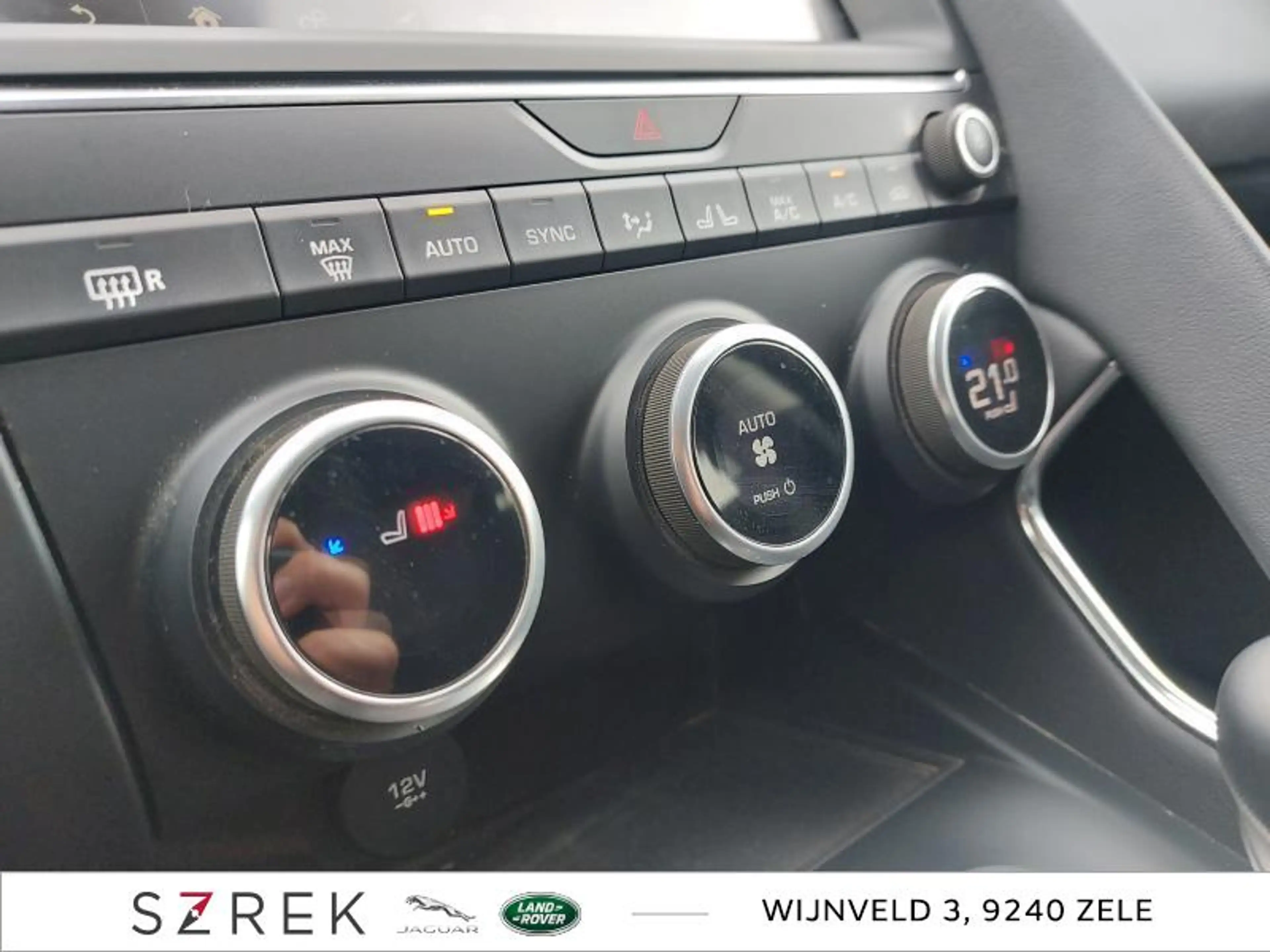 Jaguar E-Pace D150 — photo 7