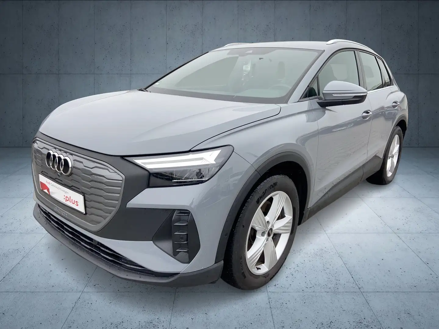 Audi Q4 e-tron 40 e-tron 150 kW ACC AHK AUT DynLicht Grau - 2