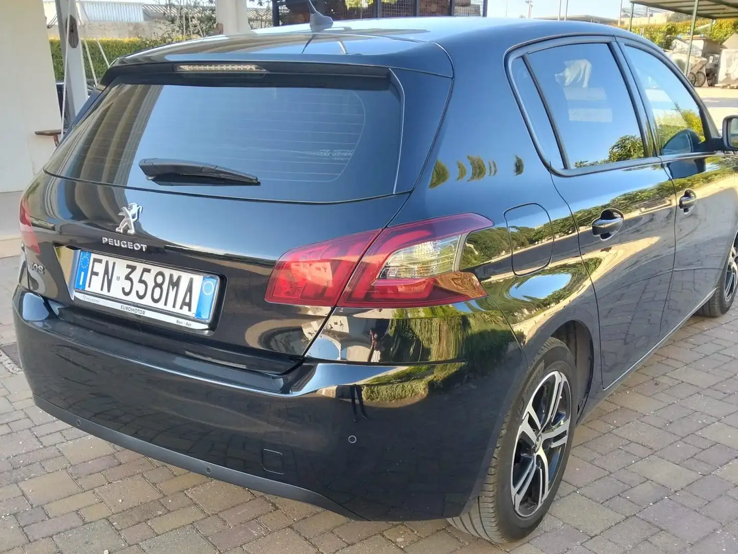 Peugeot 308 308 II 20185p 1.5 bluehdi Allure s Nero - 2