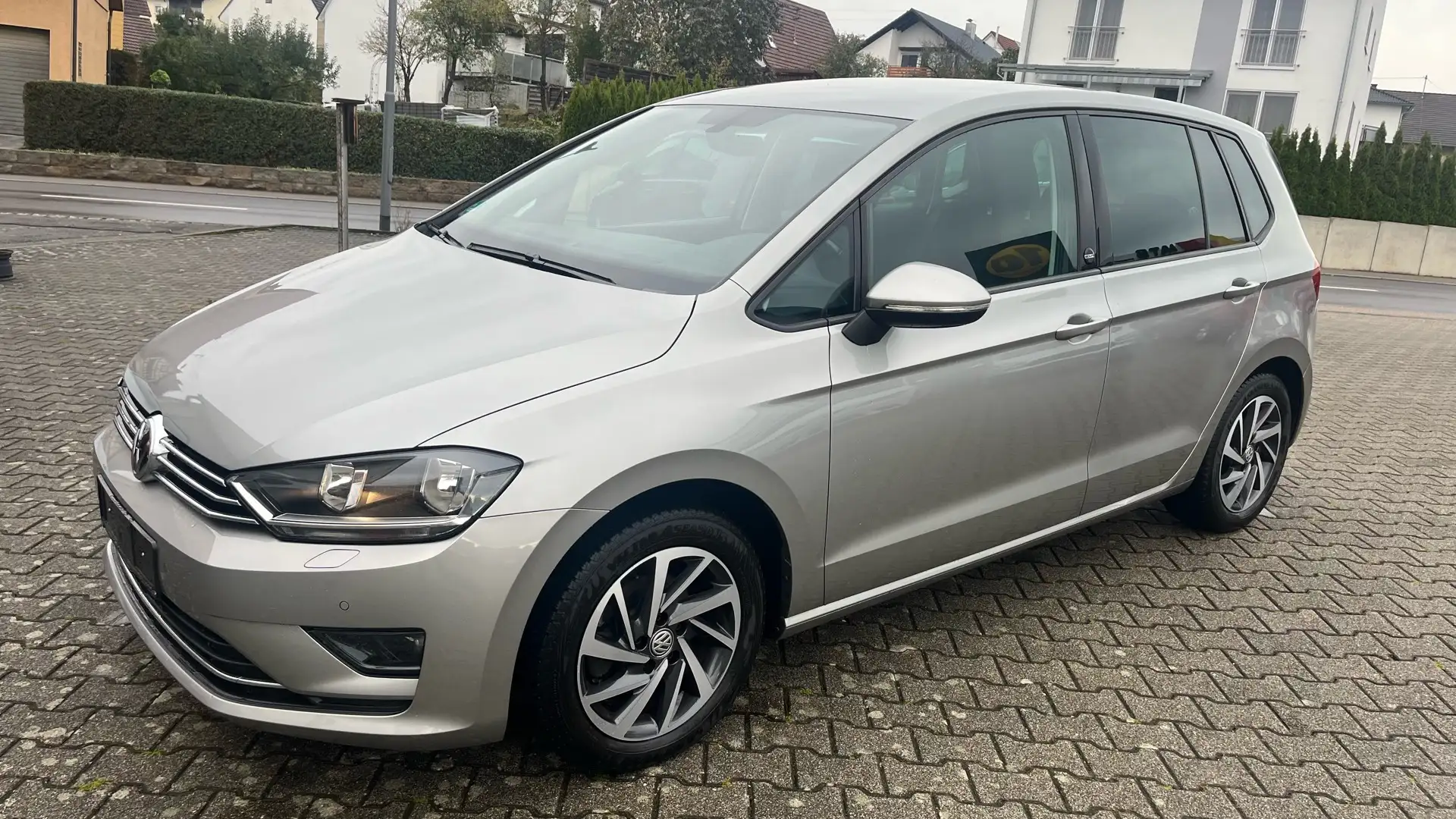 Volkswagen Golf Sportsvan Sound DSG NAVI Alu Comfortline Grau - 1