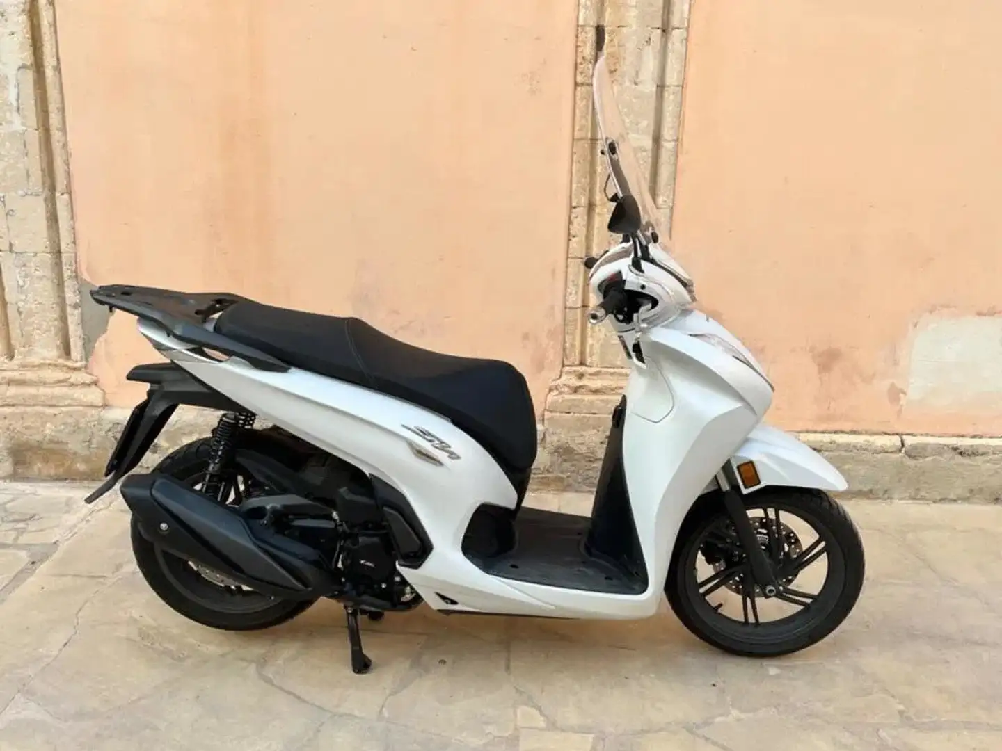 Honda SH 350i Bianco - 2