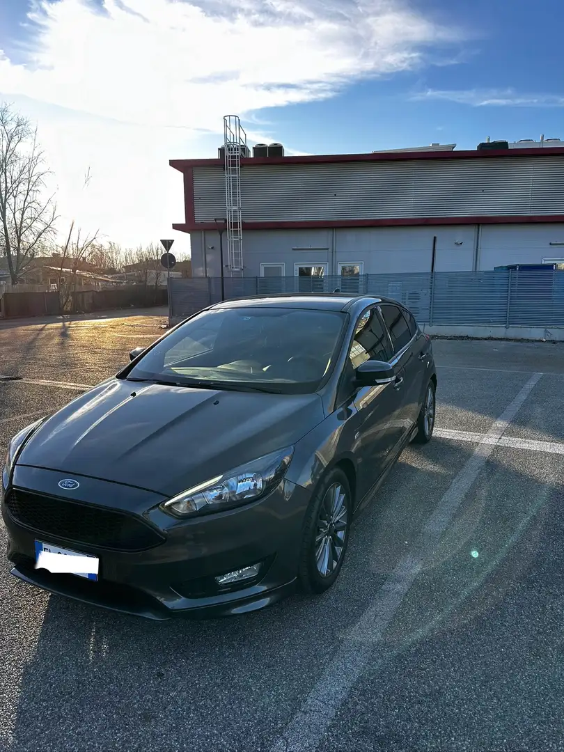 Ford Focus 5p 1.5 tdci ST-Line s&s 120cv - 1