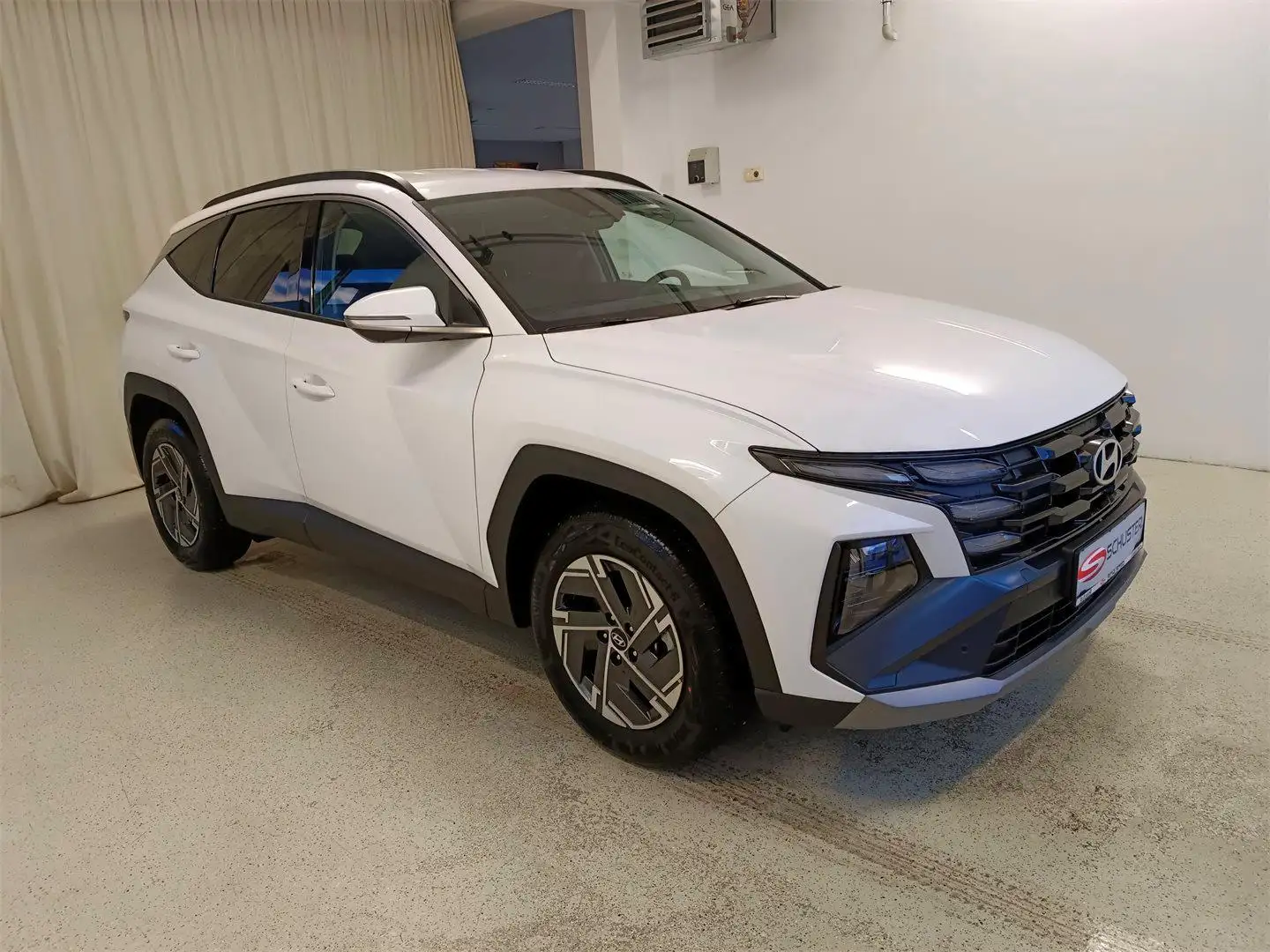 Hyundai TUCSON Tucson NX4 Jubile 1,6 T-GDi 2WD 48V Weiß - 1