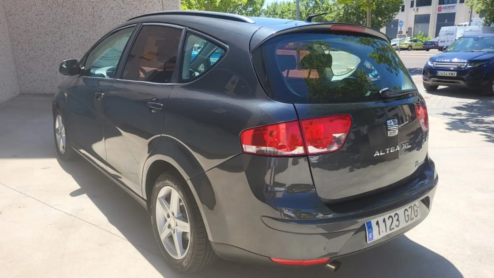 SEAT Altea XL 1.6TDI CR Style DSG Gris - 2