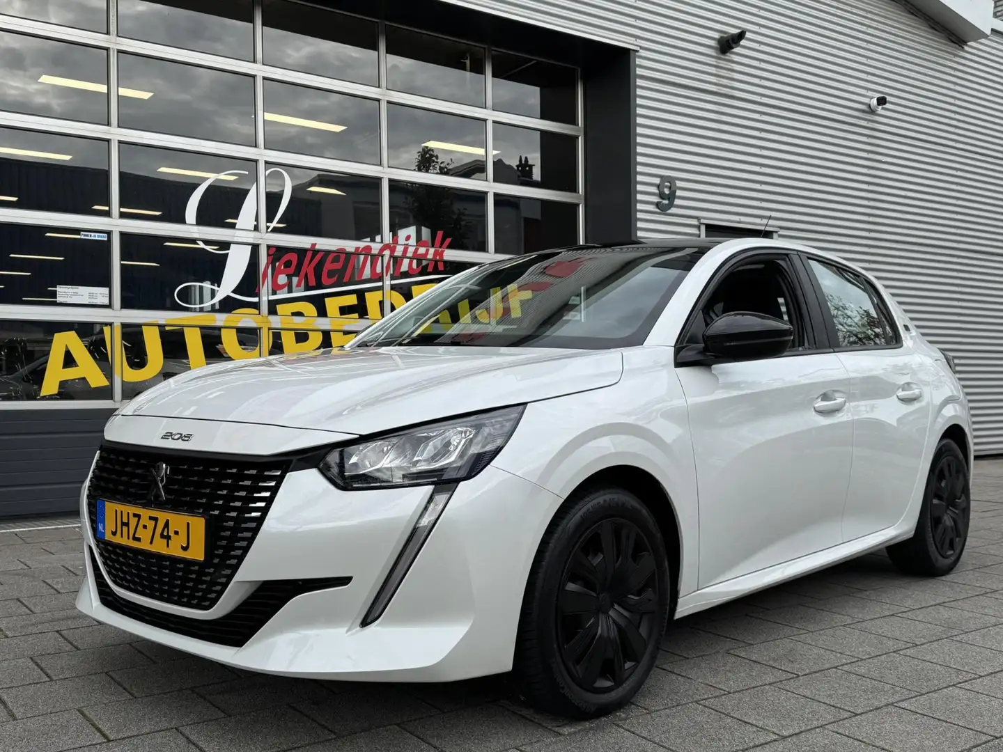 Peugeot 208 1.2 PureTech Active Pack - Apple CarPlay / Navigat Wit - 1