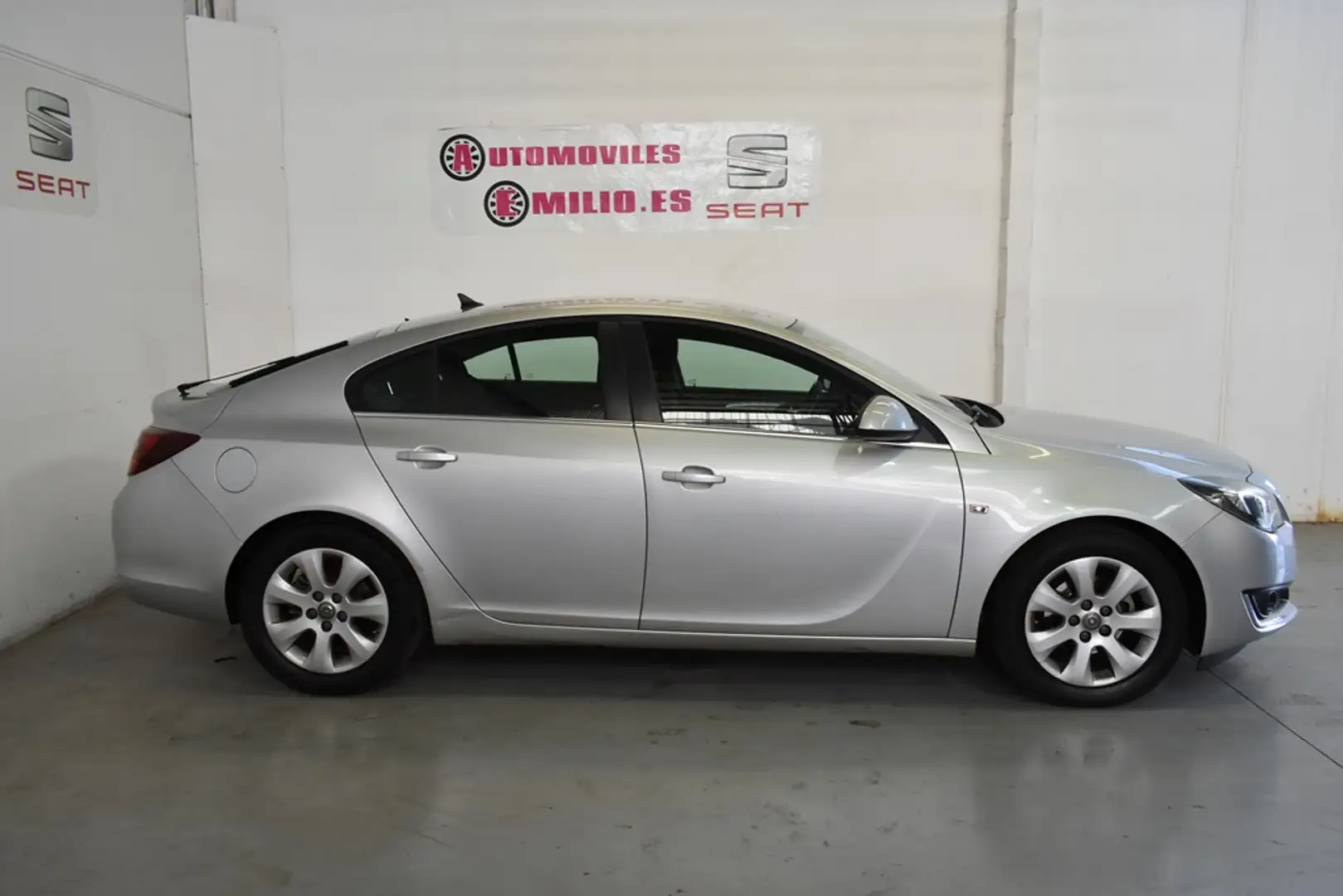 Opel Insignia 1.6CDTI ecoF. S&S Excellence 136 Plateado - 2