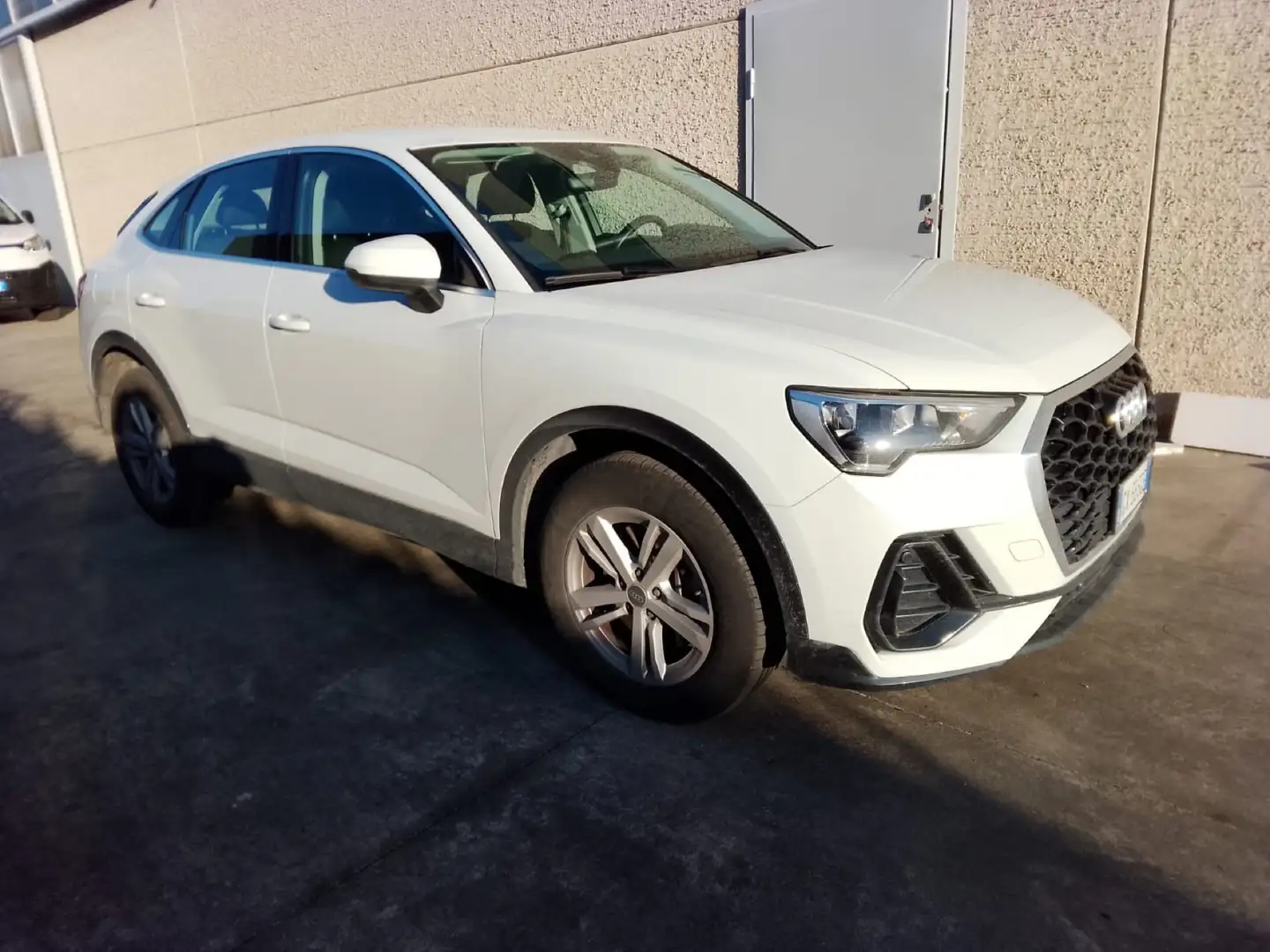 Audi Q3 45 1.4 tfsi e Business s-tronic Plug-in PHEV - 2