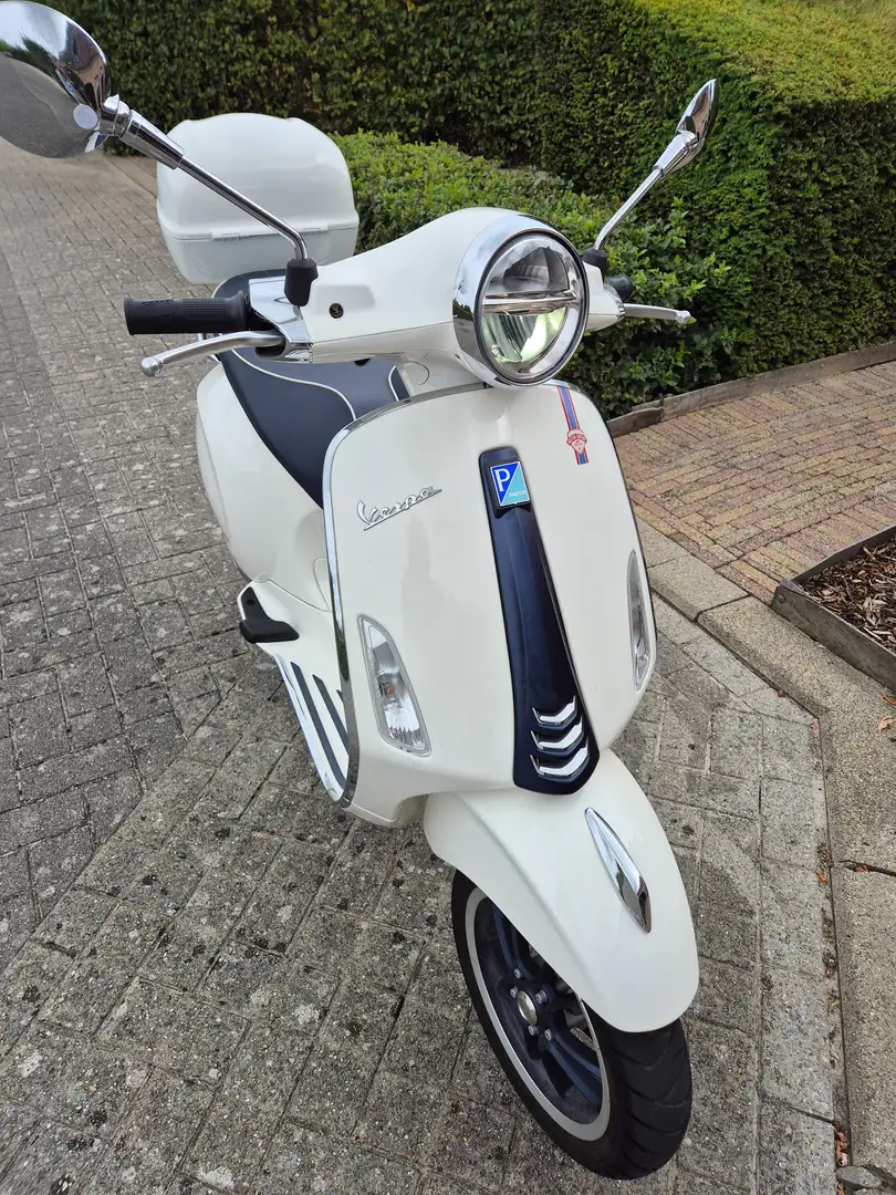 Vespa Primavera 50cc Bílá - 1