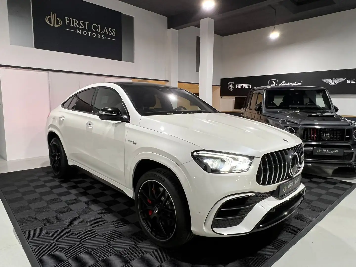 Mercedes-Benz GLE 63 AMG Coupe*Night*Pano*Burmester*MY24 Blanc - 1