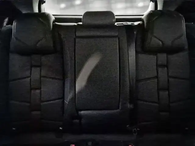 DS Automobiles DS 7 Crossback view 11