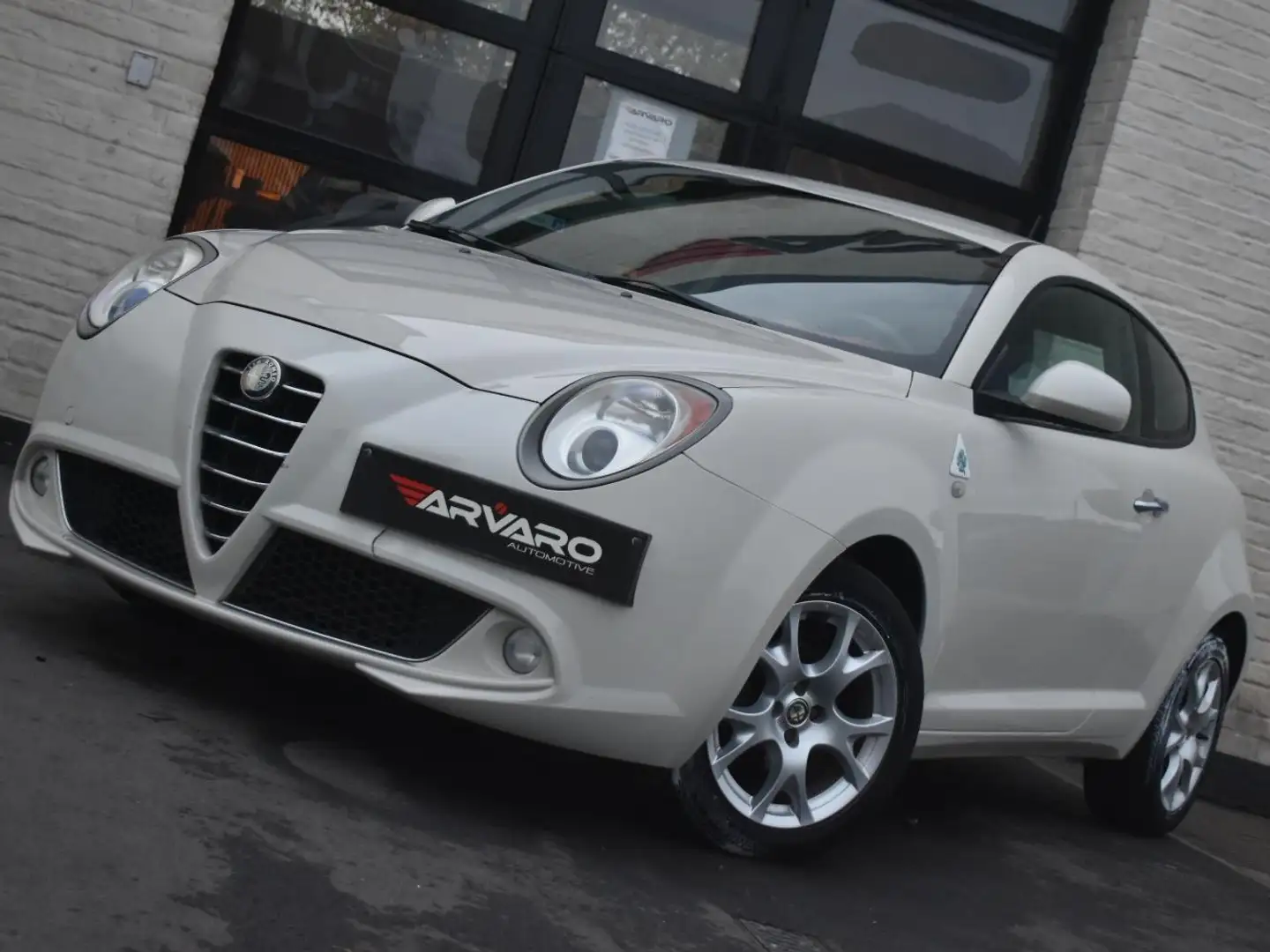 Alfa Romeo MiTo 1.4i Xenon / Airco / Topstaat / Garantie Blanc - 1