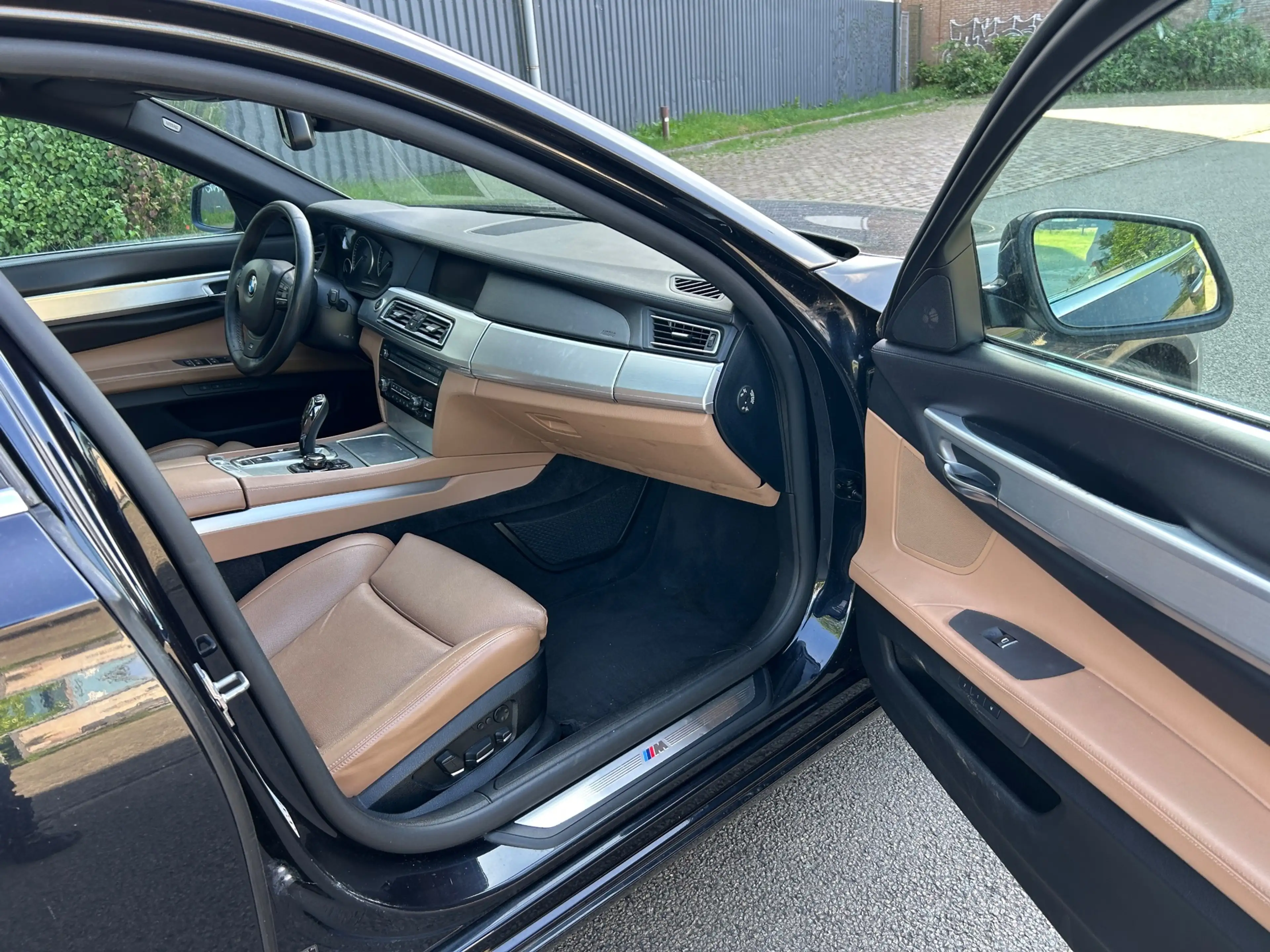 BMW 750 7-serie 750i High Executive M -PAKKET 520PK BOMVOL — photo 8