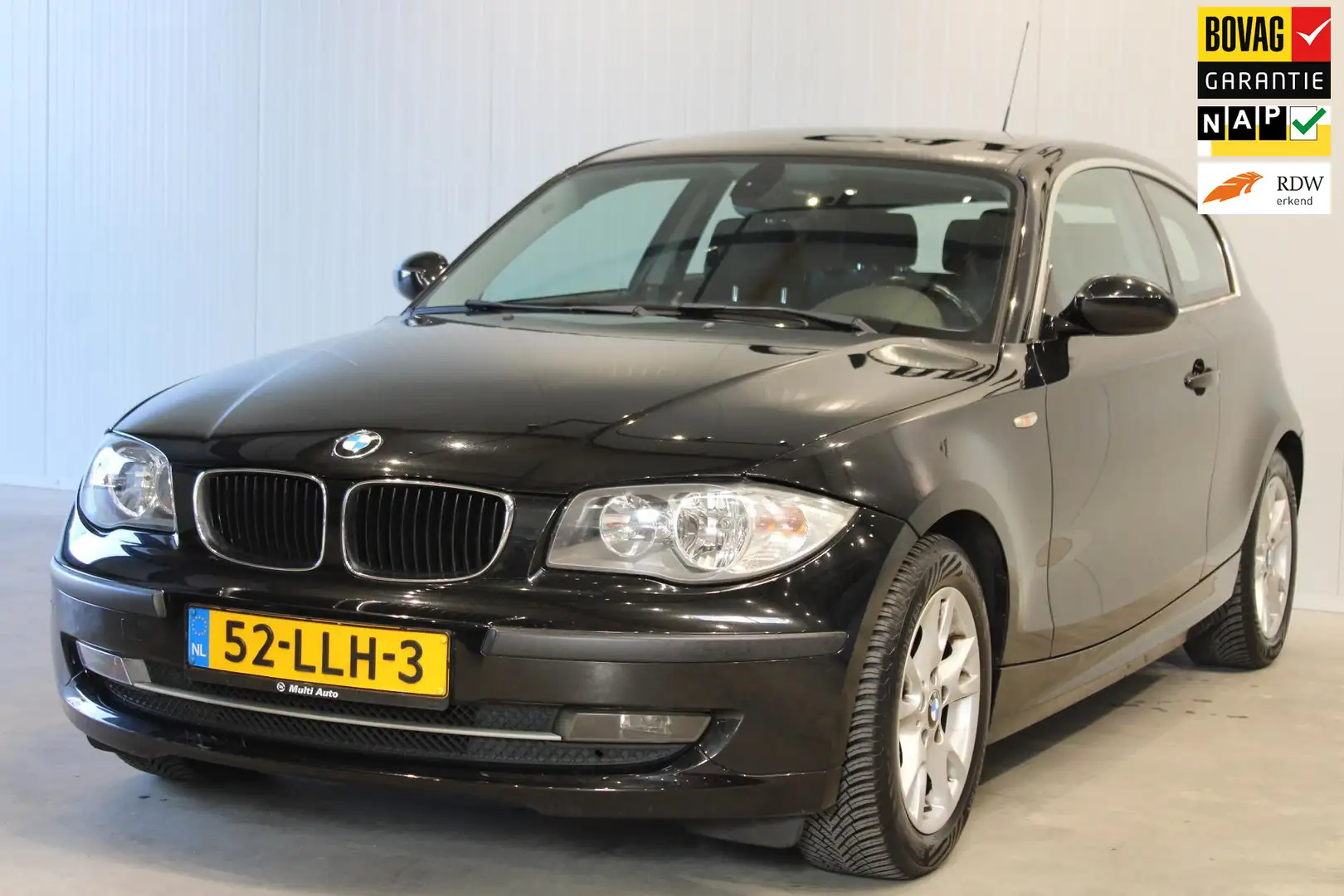 BMW 116 1-serie 116i Business Line-only export Zwart - 1