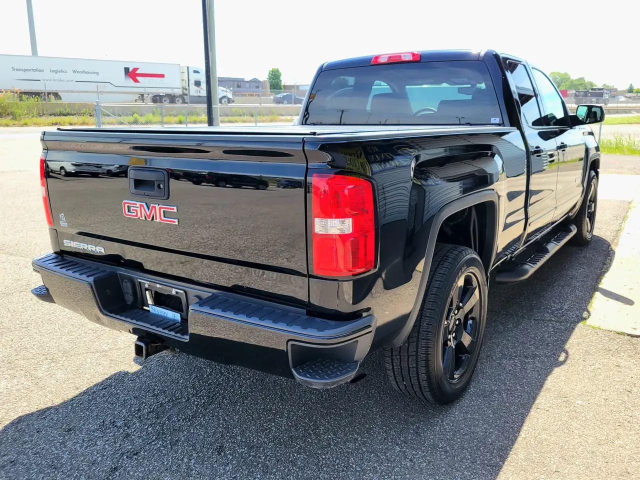 GMC Sierra 1500 снимка GMC Sierra 1500