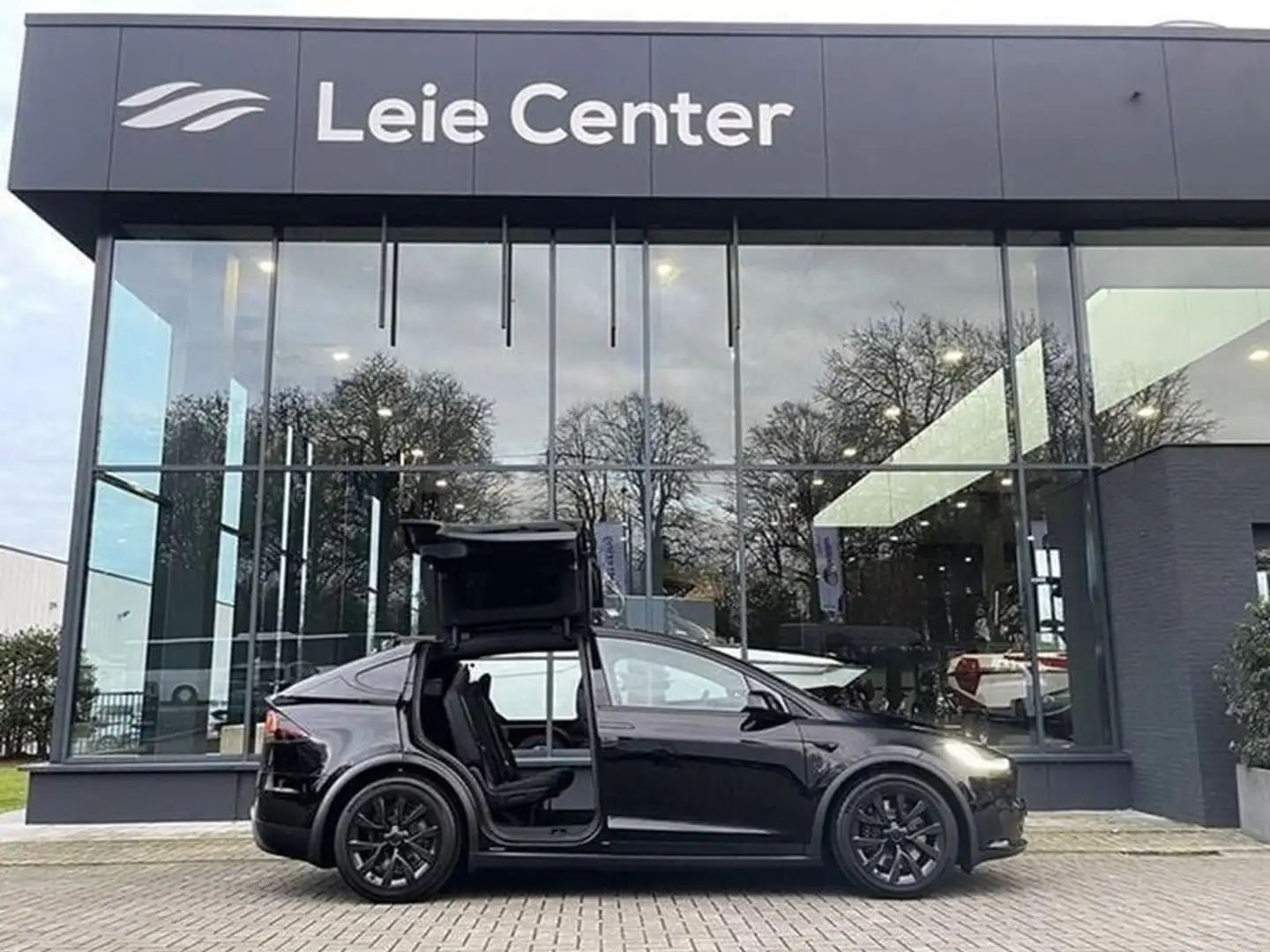 Tesla Model X Dual Motor AWD / 7-seat / Full self driving Schwarz - 2