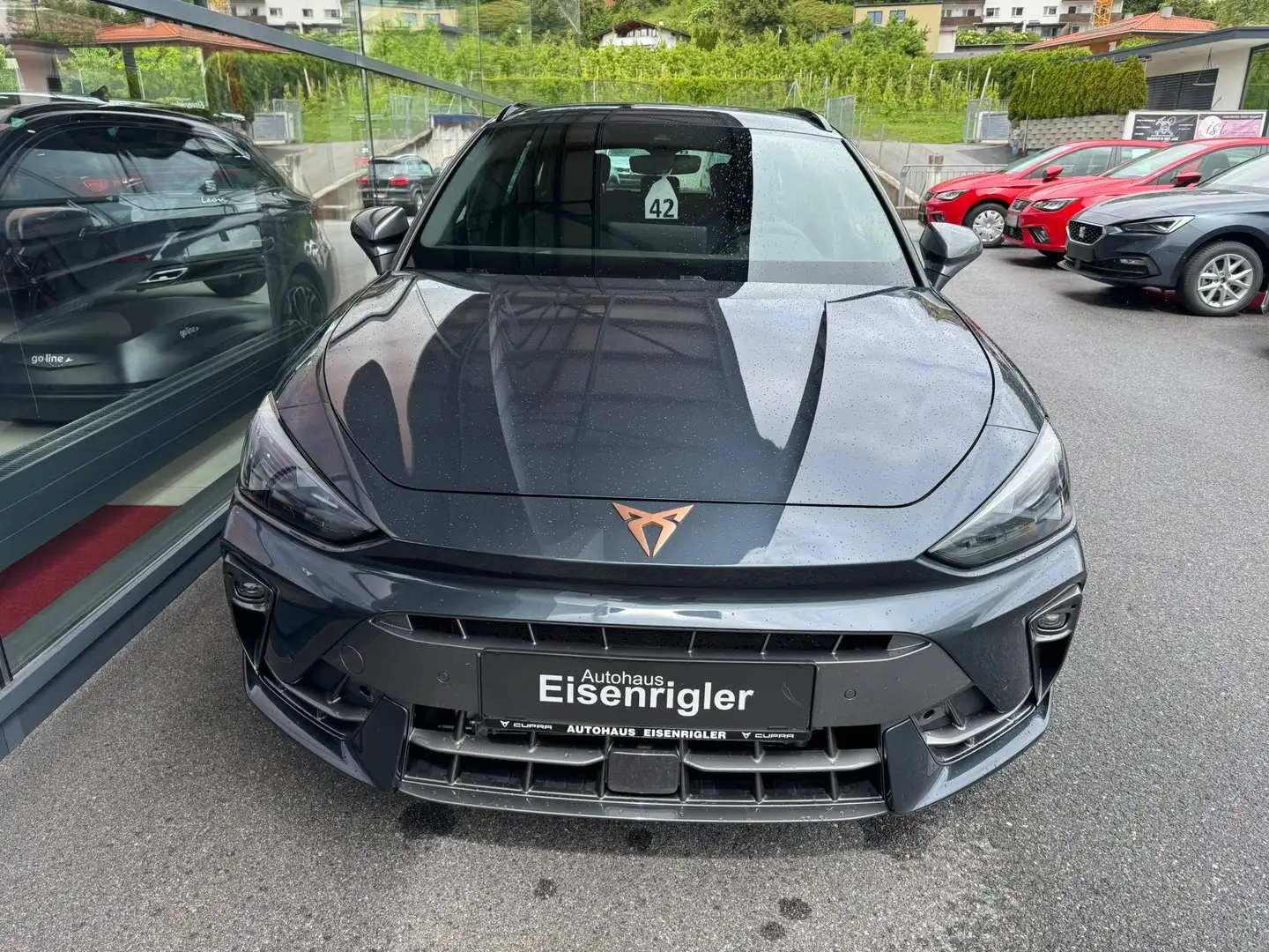 CUPRA Leon e-HYBRID 150/204 Grau - 2