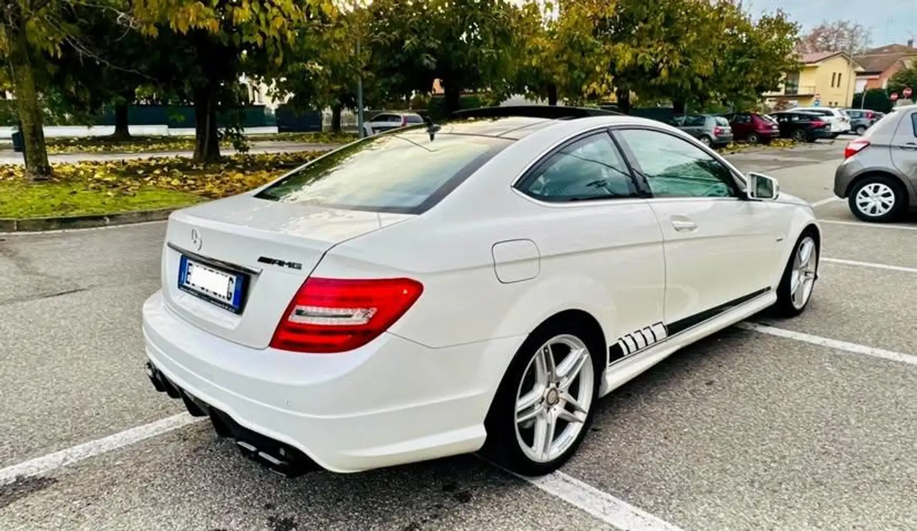 Mercedes-Benz C 220 C Coupe 220 Cdi (be) Avantgarde AMG - 1
