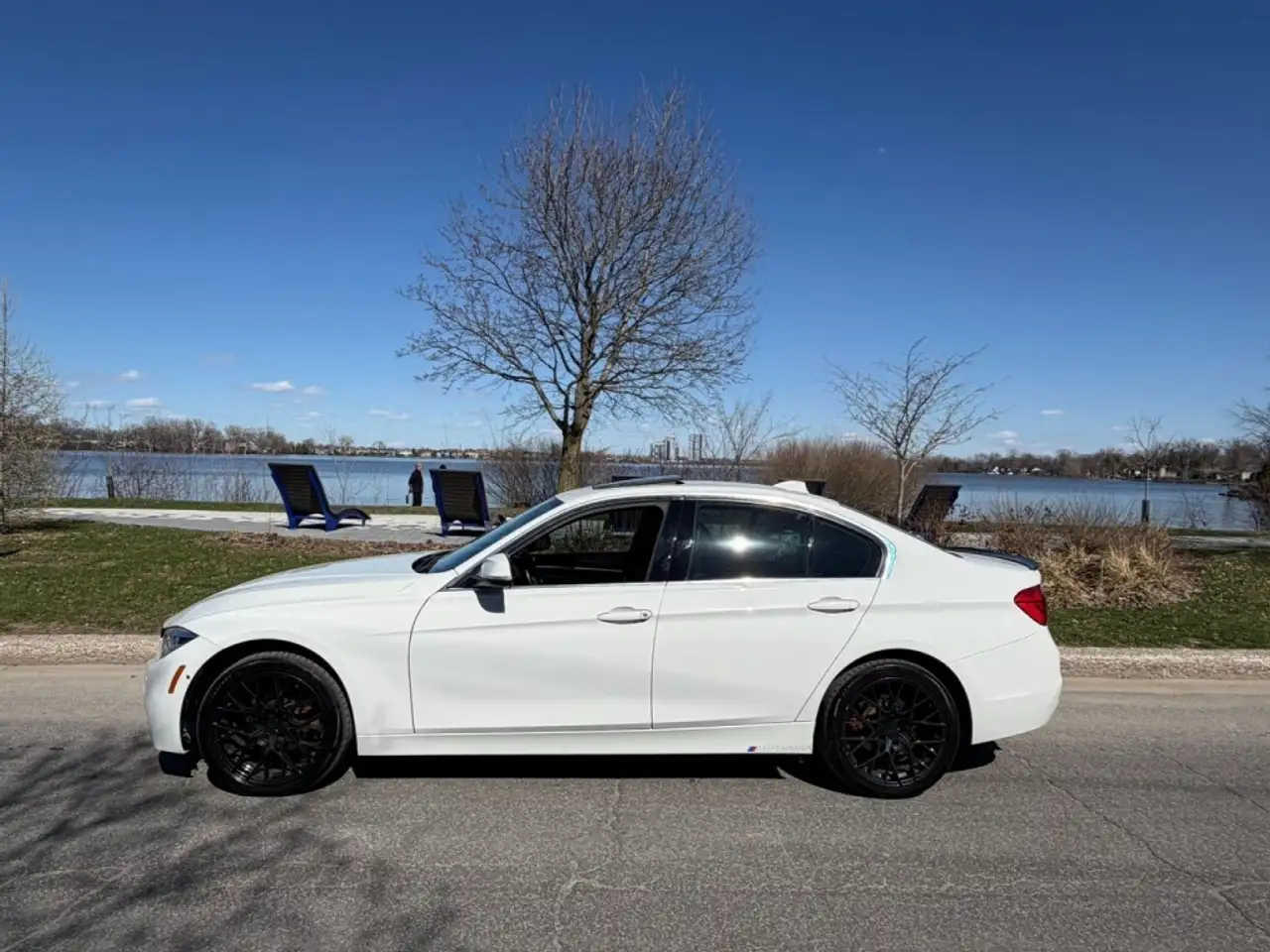 BMW 3 Series снимка BMW 3 Series