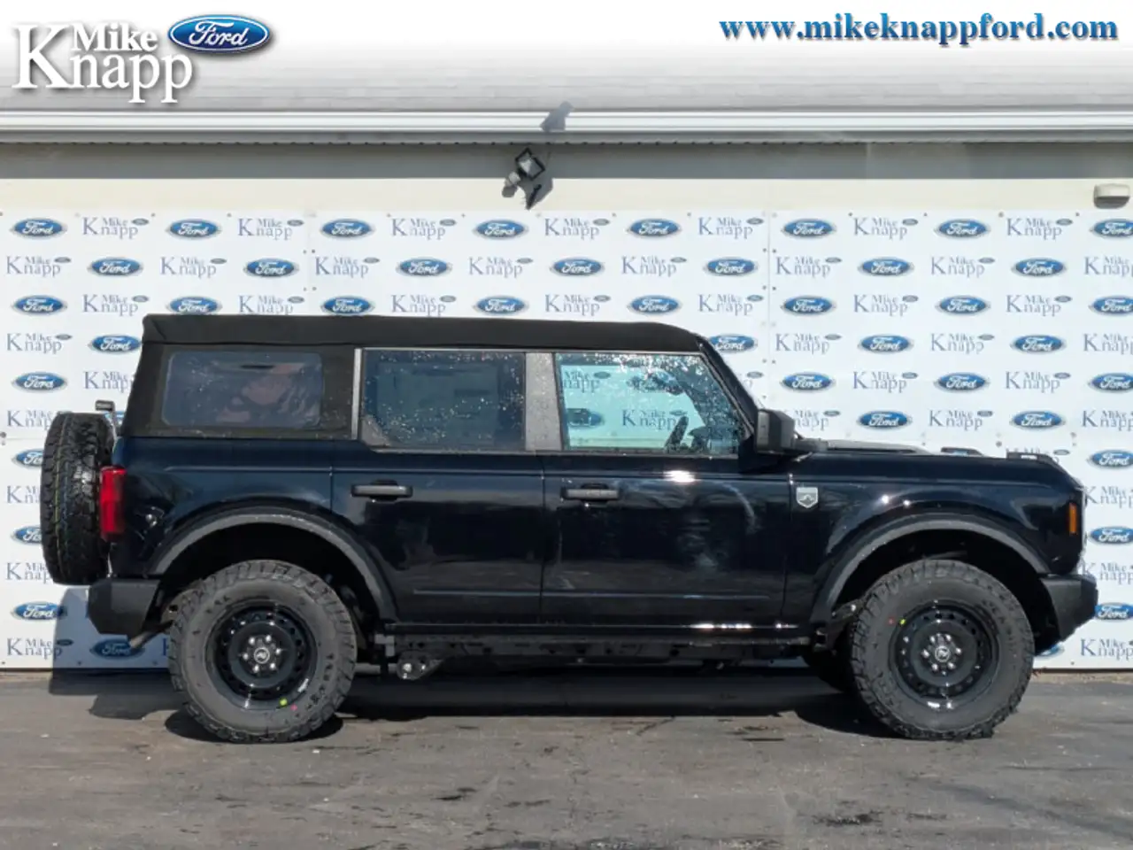 Ford Bronco снимка Ford Bronco