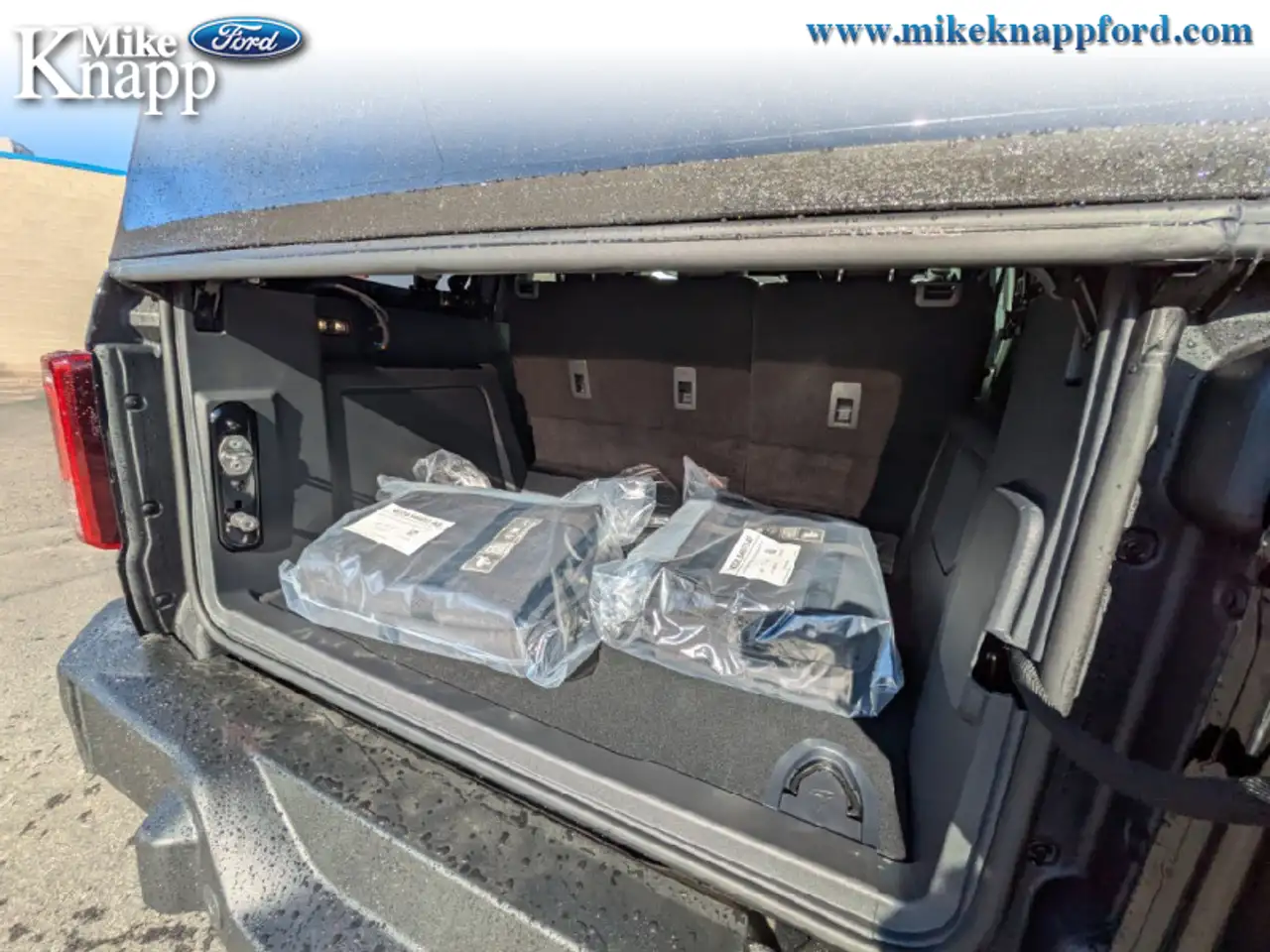 Ford Bronco снимка Ford Bronco