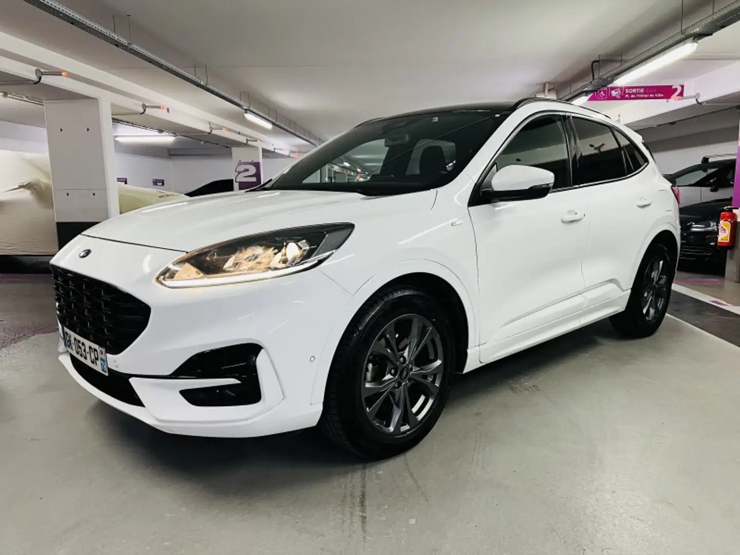Ford Kuga 2.5 DURATEC 190CH FHEV E85 ST-LINE BUSINESS BVA ***TVA ***Toit pano***Attelage Weiß - 1