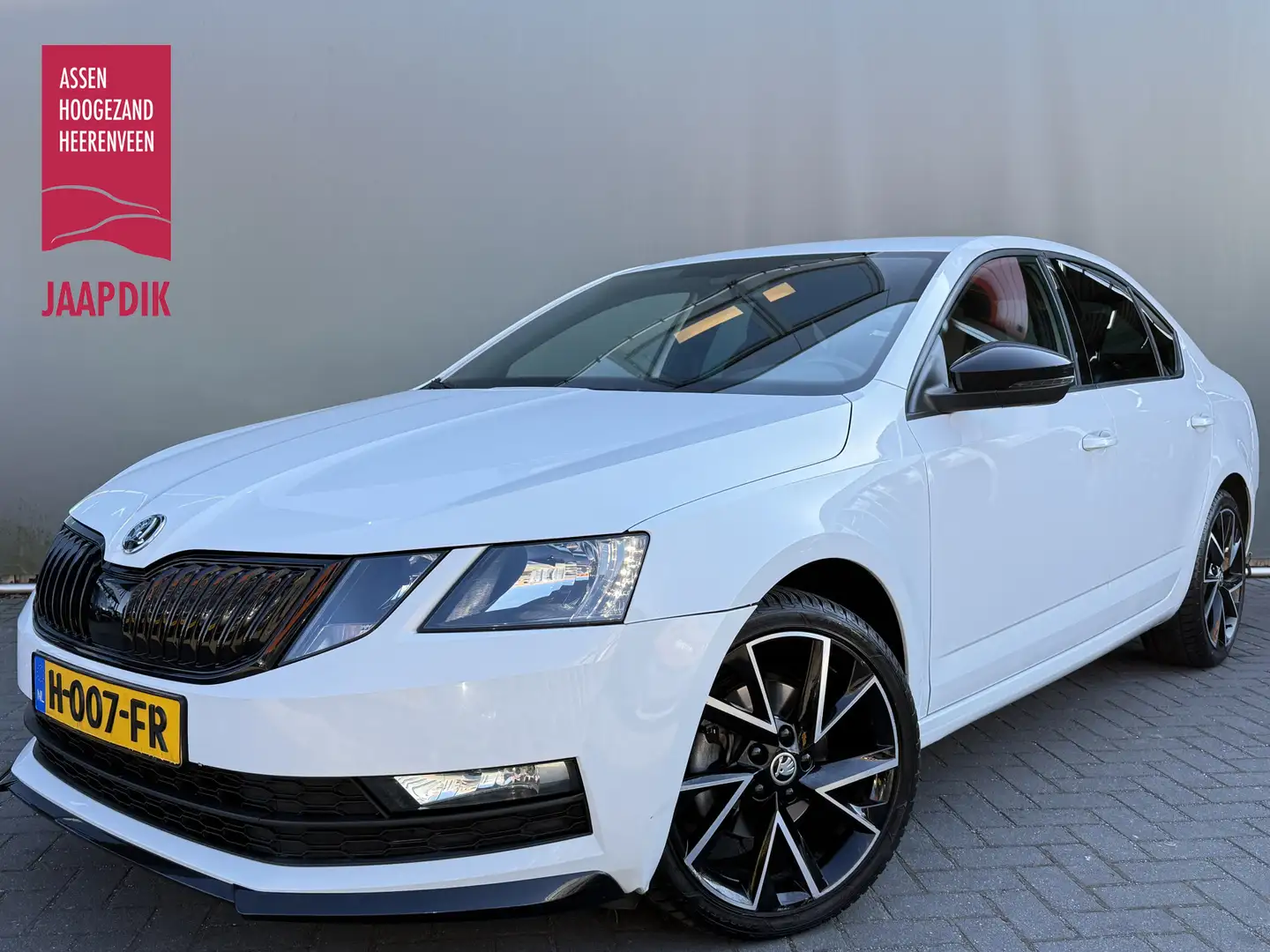 Skoda Octavia BWJ 2020 1.5 TSI 150 PK Greentech Sport Business A Weiß - 1