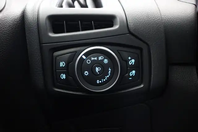 Ford Focus view 30