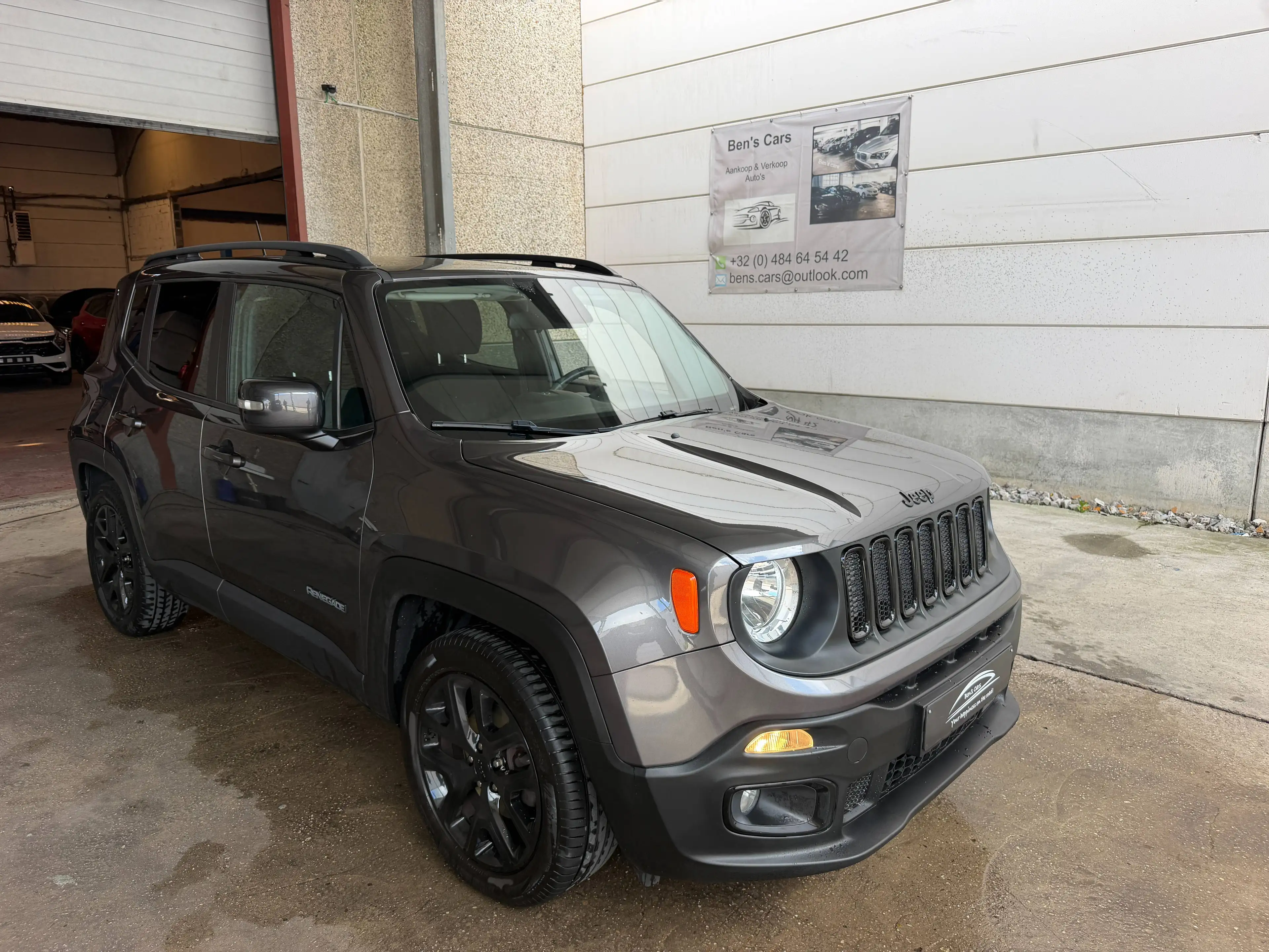 Jeep Renegade 1.6i Downtown Special Edition * FUL OPTION * — photo 2