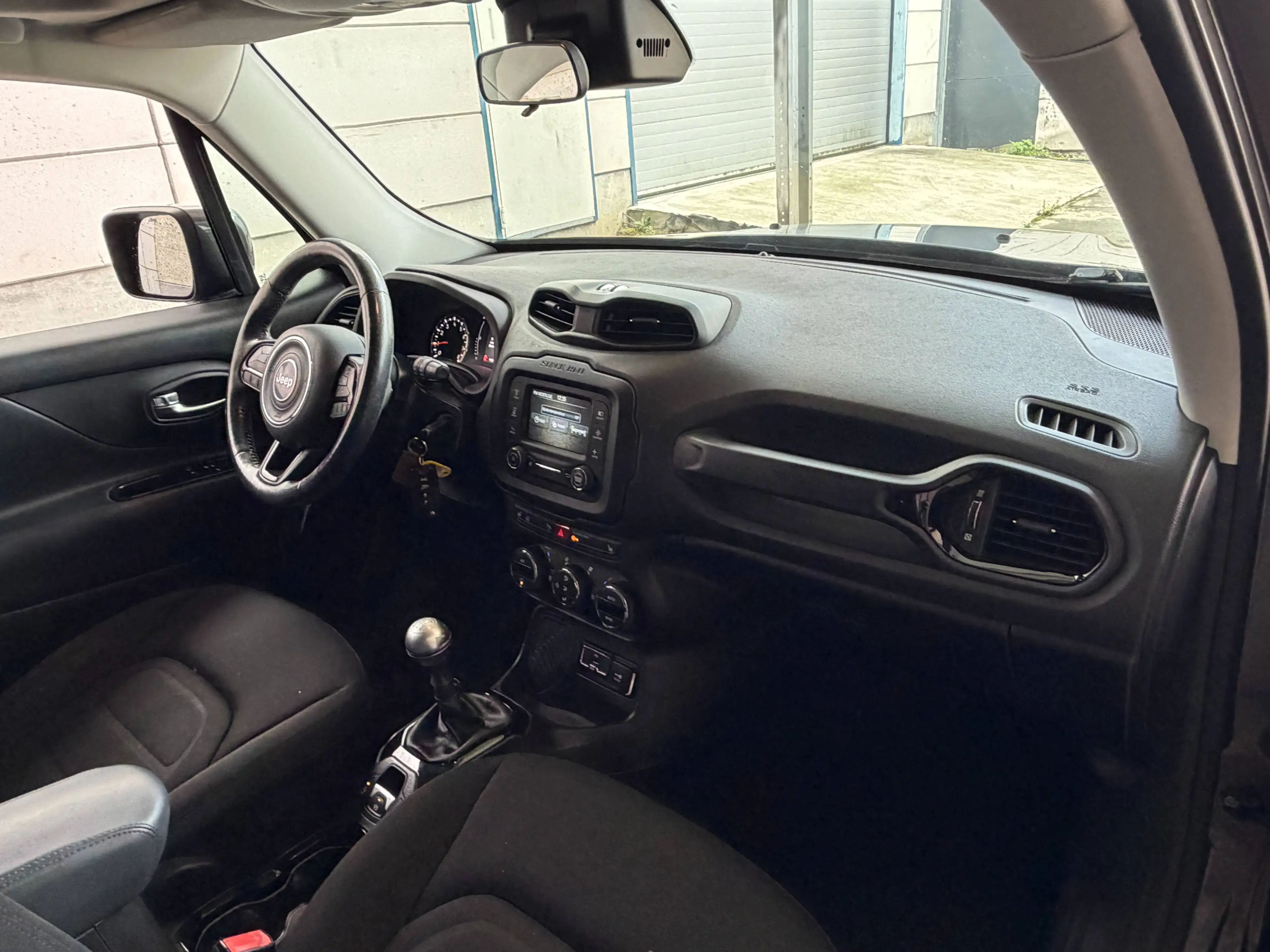 Jeep Renegade 1.6i Downtown Special Edition * FUL OPTION * — photo 11